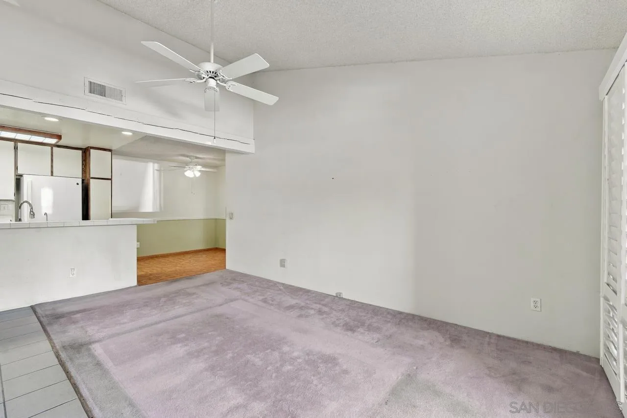 https://cdn.realtyfeed.com/cdn/127/260023930/0d53f60cda6dc16b5e6f60933d037393.webp