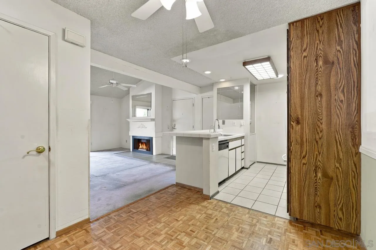 https://cdn.realtyfeed.com/cdn/127/260023930/3434c272f2d931cd8fbdb9991a3f0683.webp