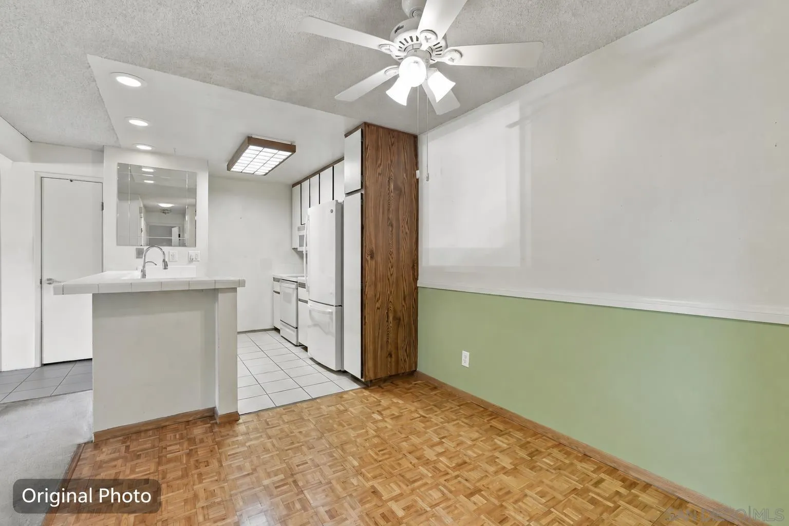 https://cdn.realtyfeed.com/cdn/127/260023930/60d428c1f212cdc6d93ca98efcd4d4e9.webp