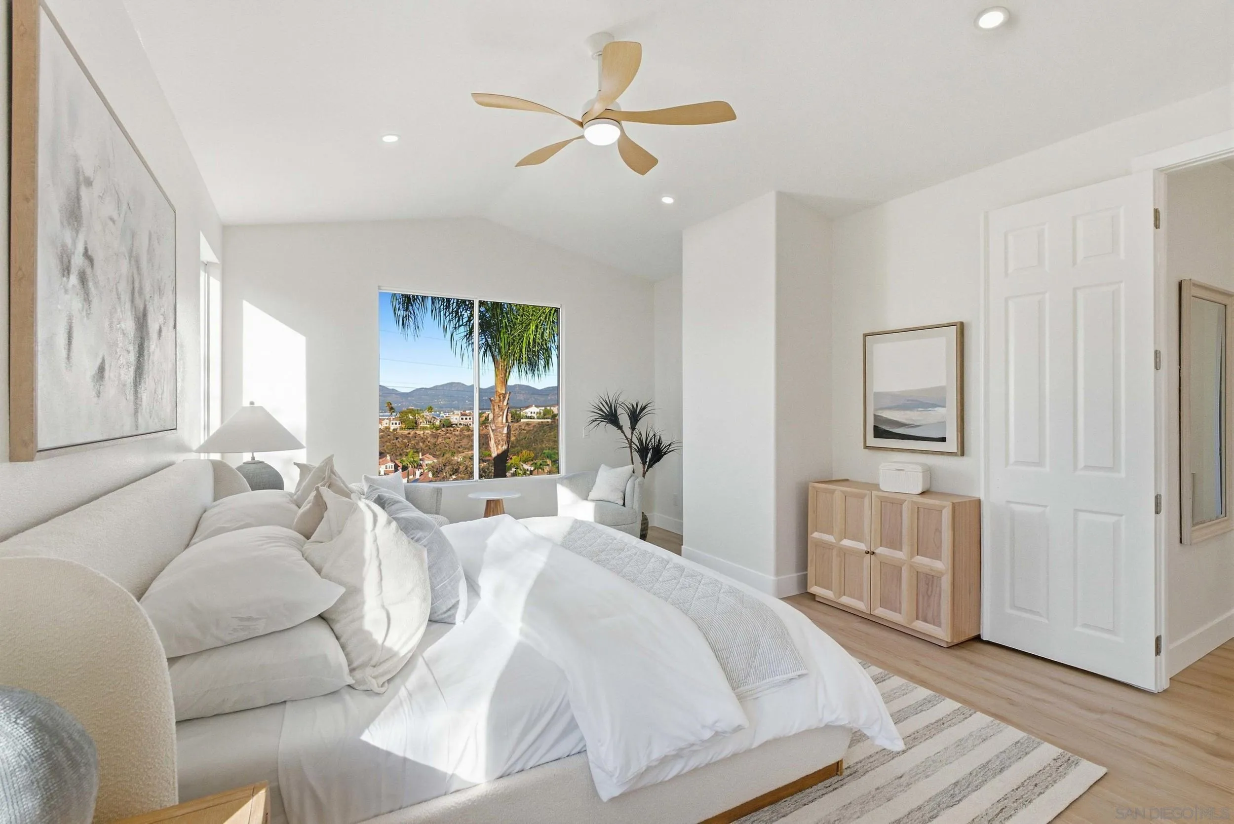 https://cdn.realtyfeed.com/cdn/127/260023931/4934c56e1583da159cf7f4f692c7e70a.webp