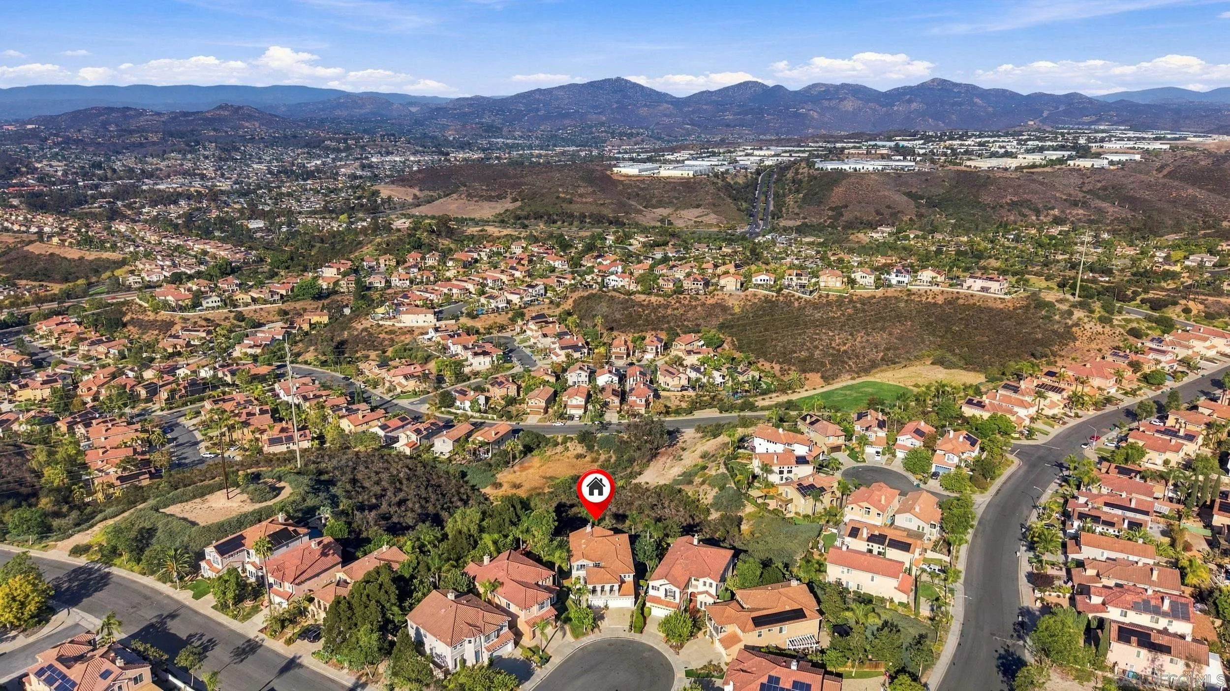 https://cdn.realtyfeed.com/cdn/127/260023931/6b610c832215f7875657b02ac55e3518.webp