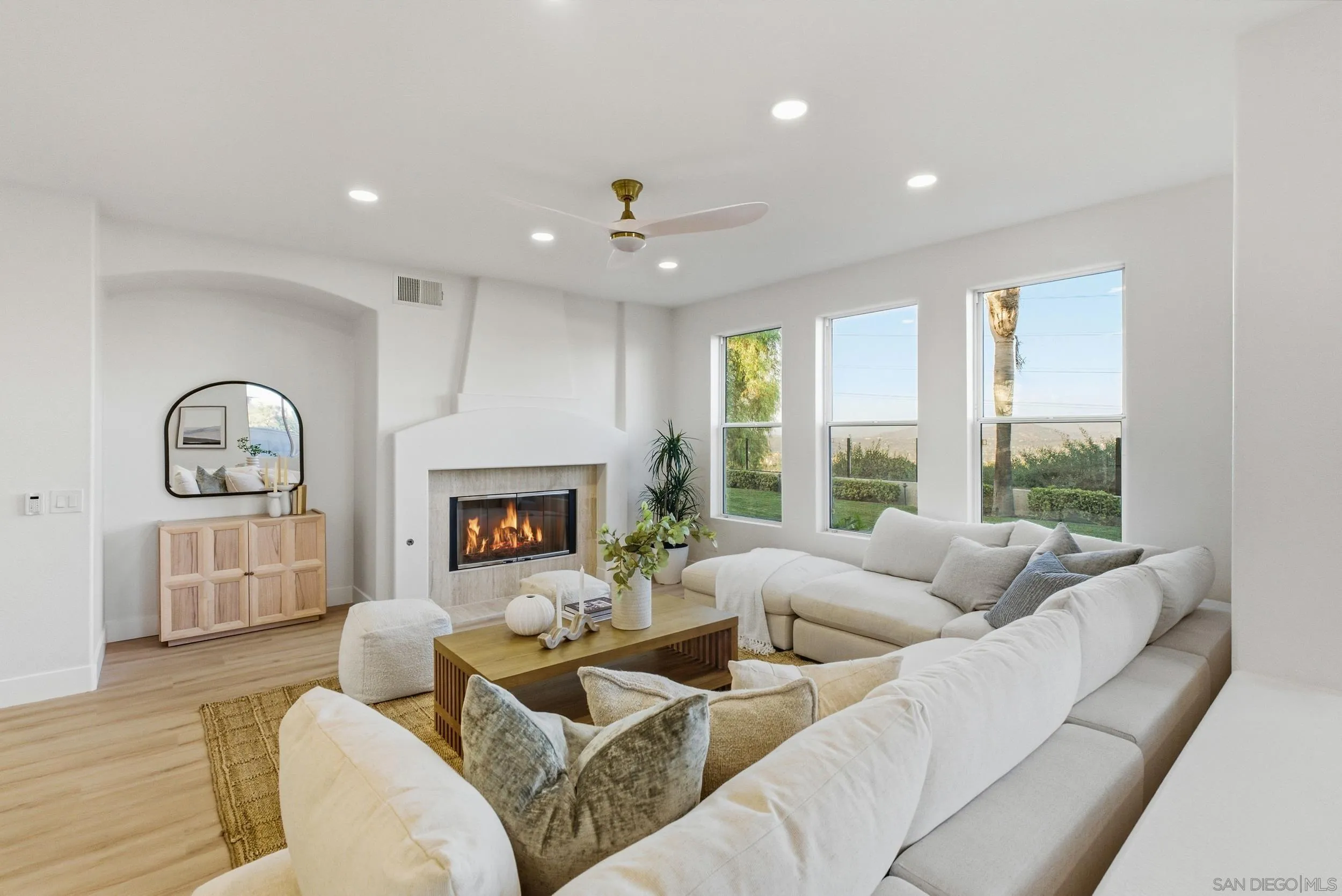 https://cdn.realtyfeed.com/cdn/127/260023931/8623b9b2659c6bd6cae8e8f1651fd6be.webp