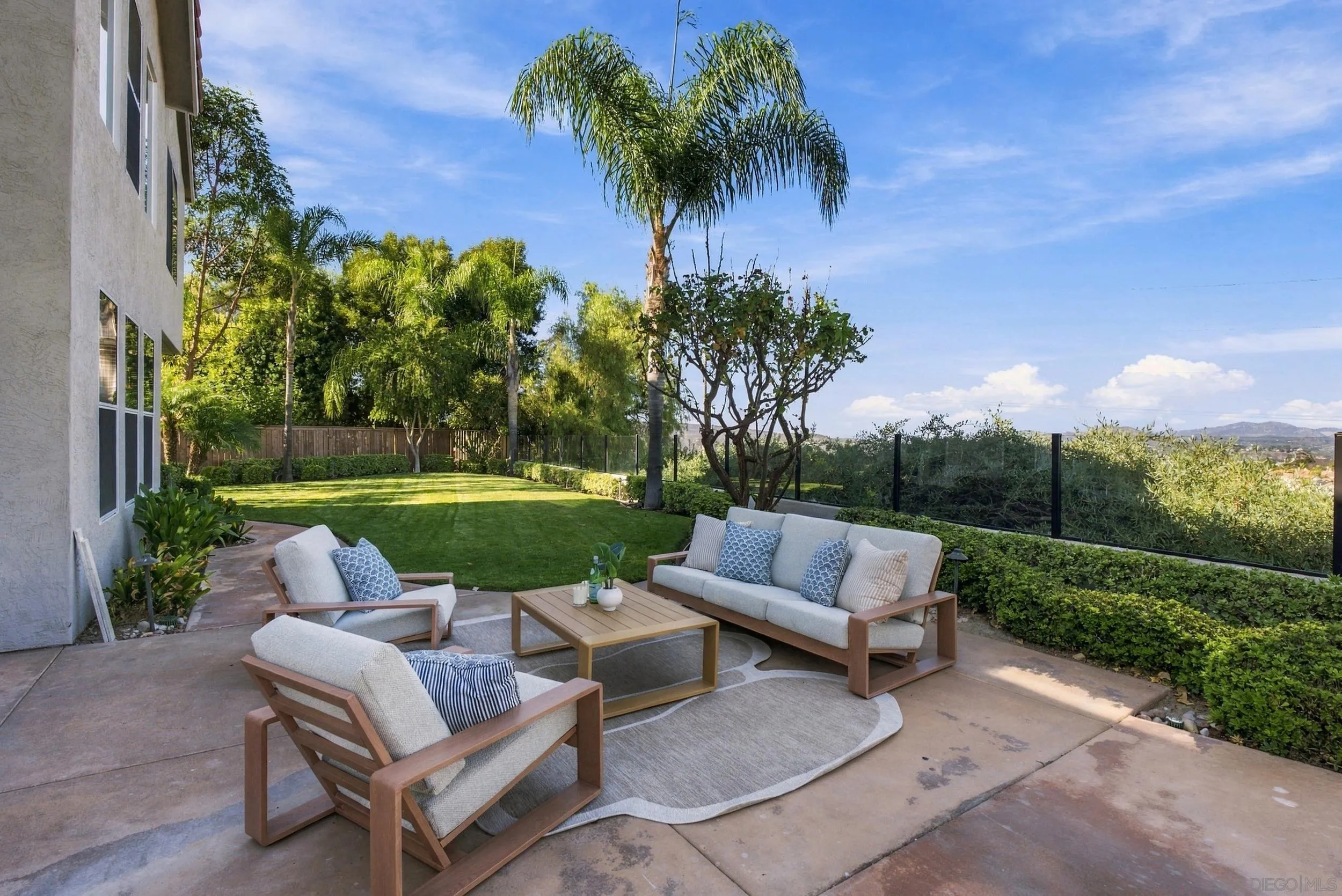 https://cdn.realtyfeed.com/cdn/127/260023931/9669676f14428f0f7a9e7f9bc5285b87.webp