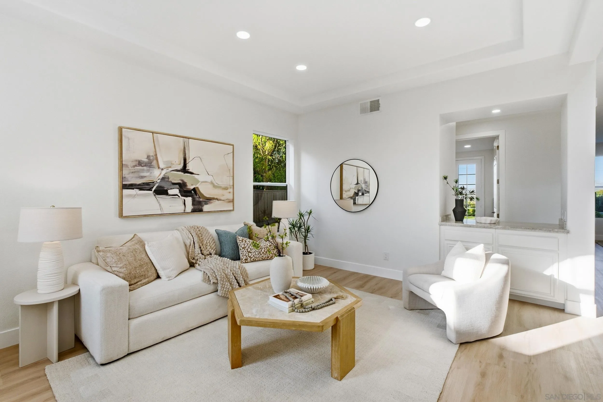 https://cdn.realtyfeed.com/cdn/127/260023931/a232ea84e53781d7272d25b6bb45753b.webp