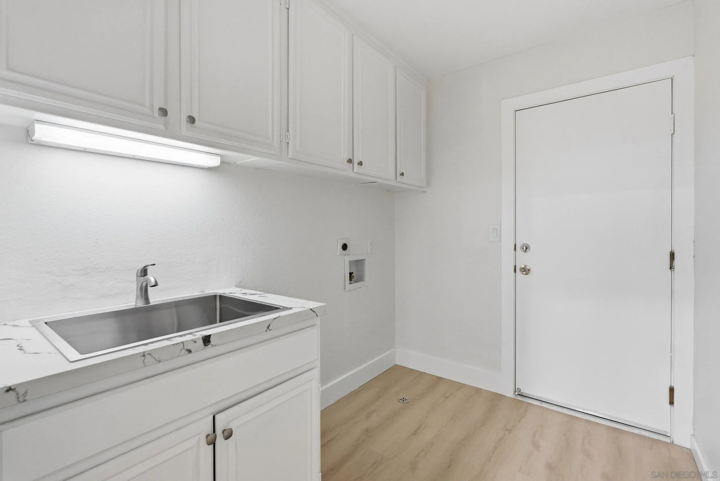 https://cdn.realtyfeed.com/cdn/127/260023931/c175ad0620edada08c906a0a0ec5c86b.webp