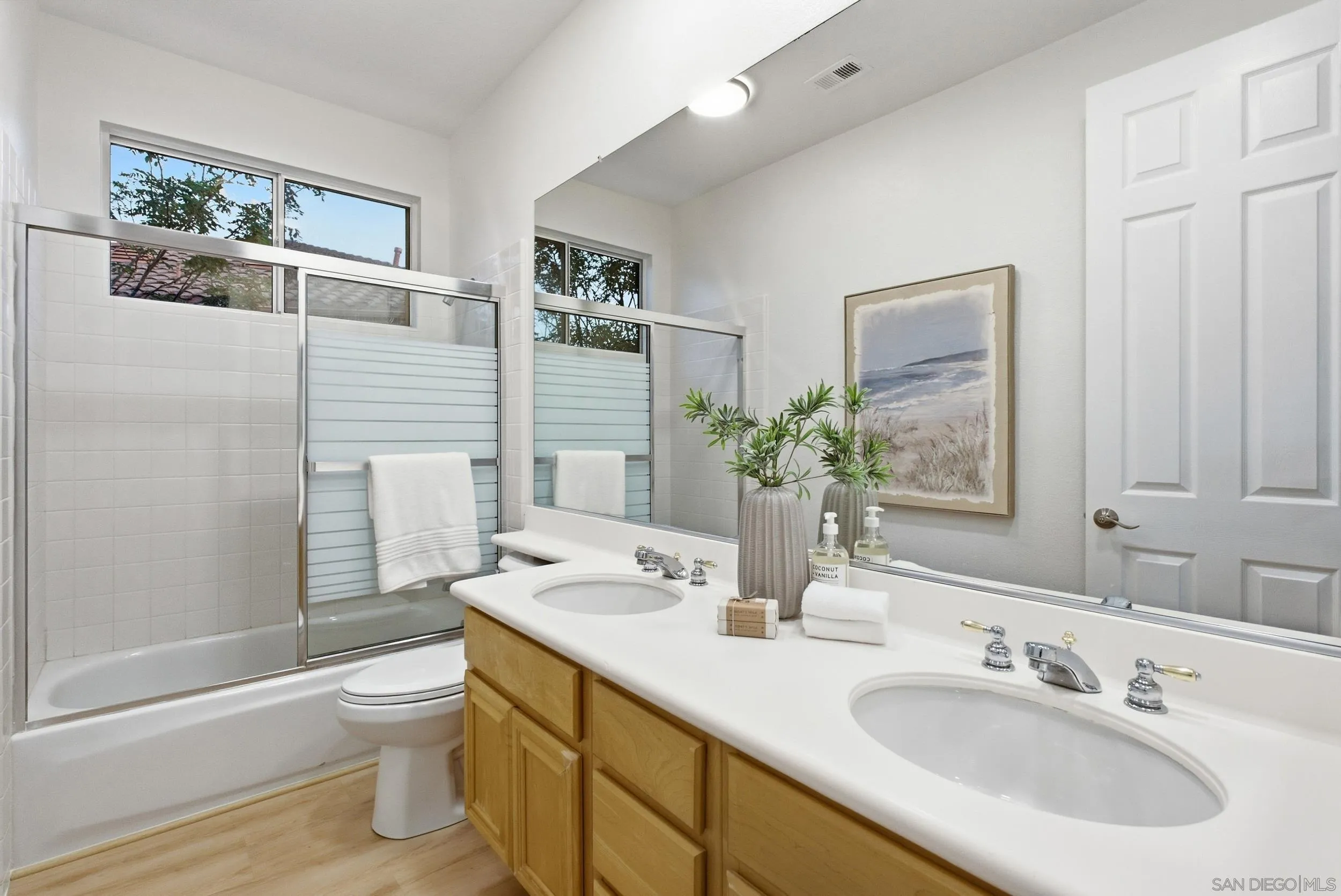 https://cdn.realtyfeed.com/cdn/127/260023931/fee19dd93912310ea6369cd8f9930564.webp