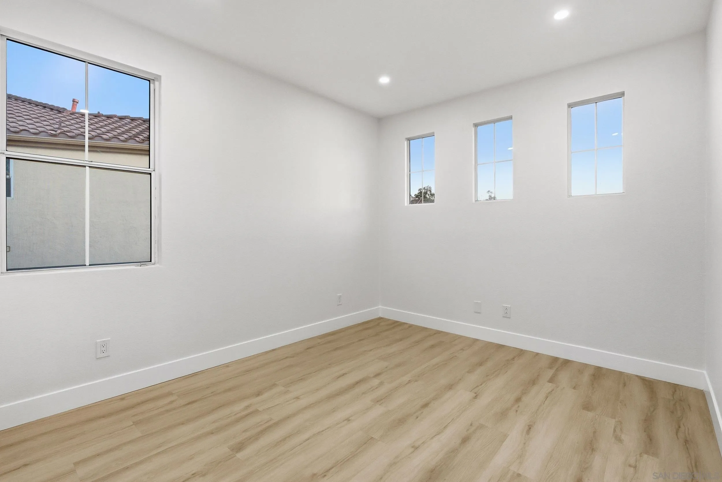 https://cdn.realtyfeed.com/cdn/127/260023931/ff937d910d1cb820d6b002d07c185267.webp