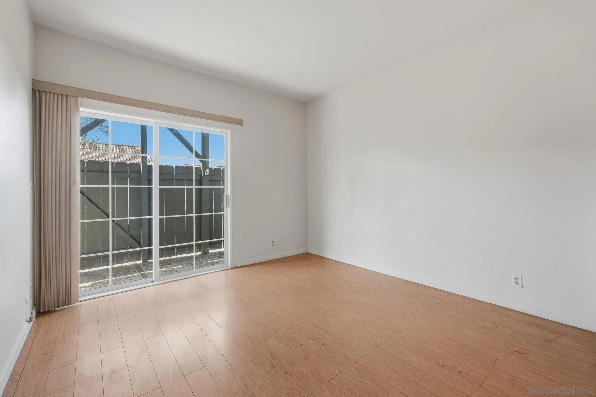 https://cdn.realtyfeed.com/cdn/127/260023932/03ebd6f315040d20aa9558e87479d277.webp
