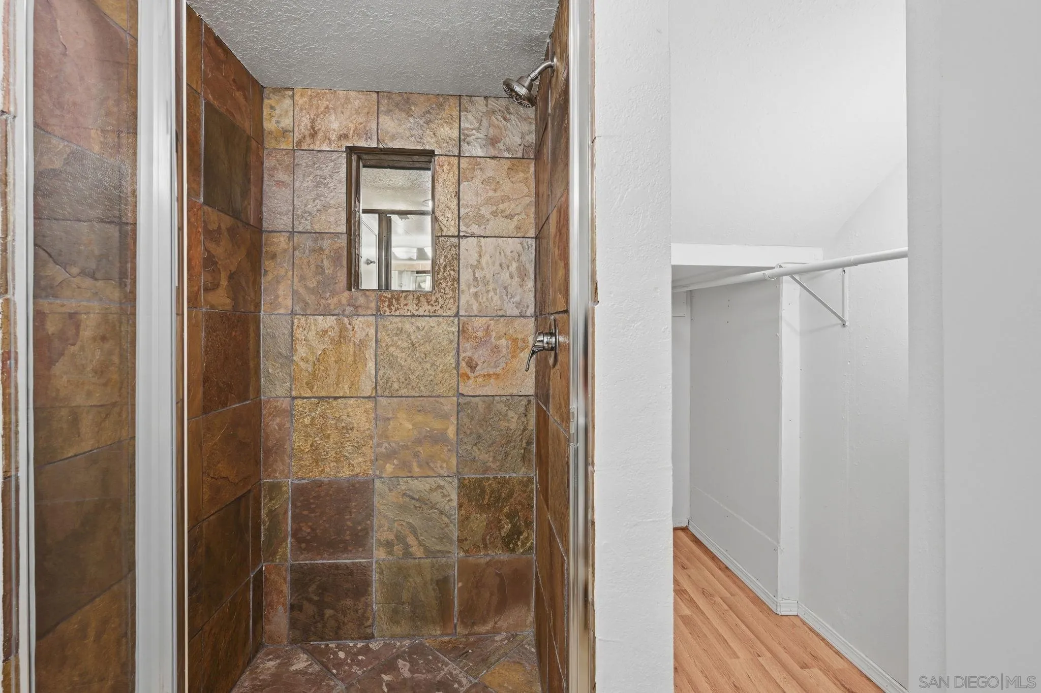 https://cdn.realtyfeed.com/cdn/127/260023932/3340f20bfd1a2f5d676333588544d2bf.webp