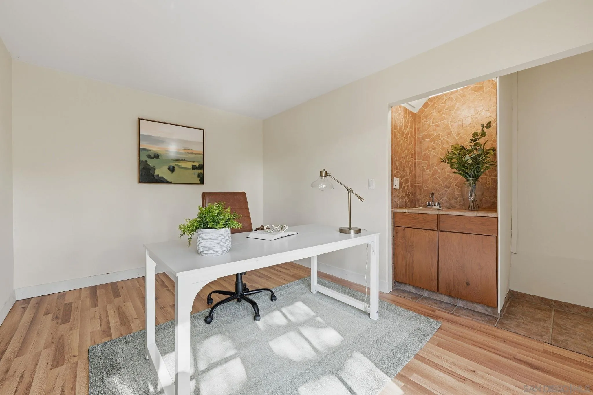 https://cdn.realtyfeed.com/cdn/127/260023932/3fc2adc626e81ef53a7ac48631eb906b.webp