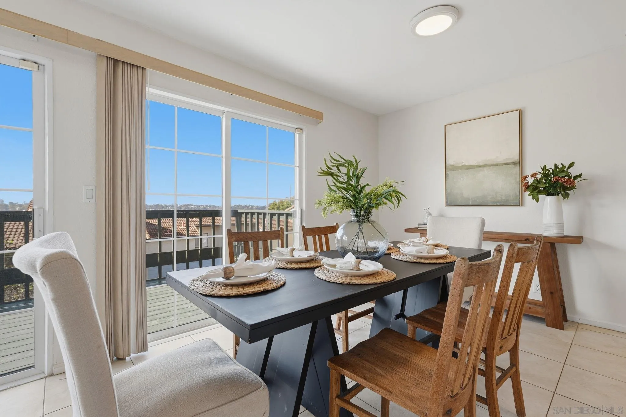 https://cdn.realtyfeed.com/cdn/127/260023932/493f3406f8310bcebf0b1bef209e4aad.webp