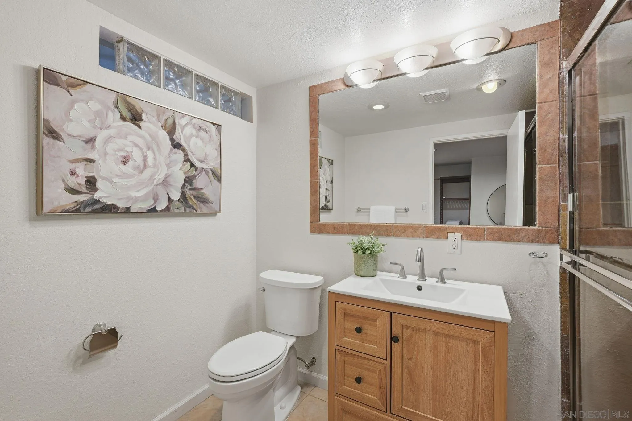 https://cdn.realtyfeed.com/cdn/127/260023932/6341cb5ebf85805549a9b6b478bb0cab.webp
