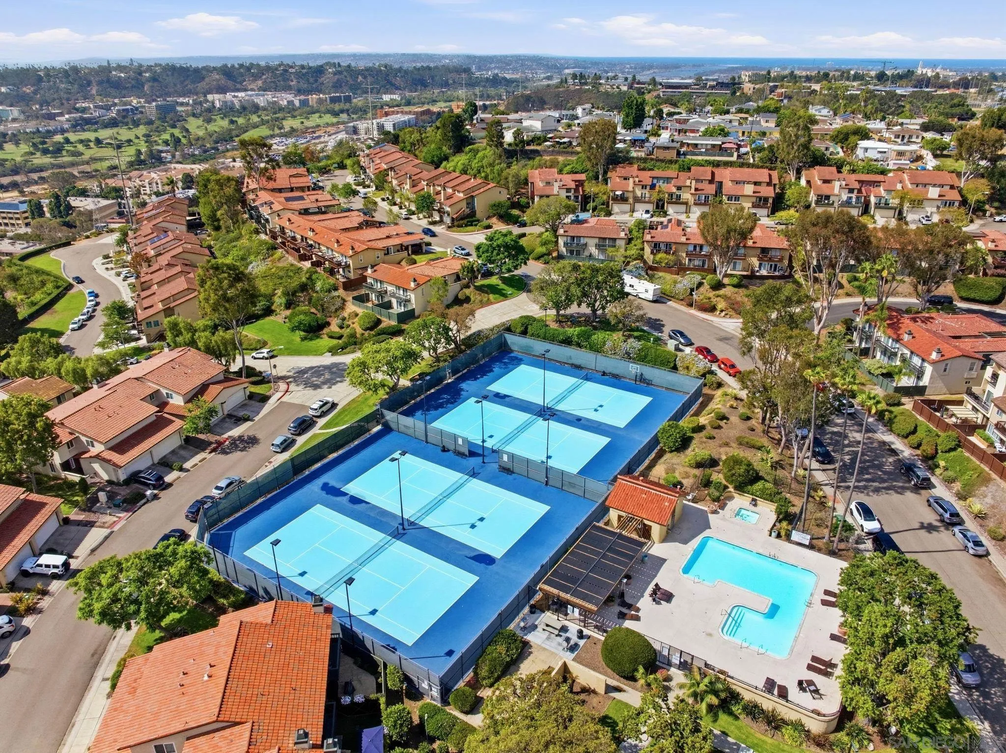 https://cdn.realtyfeed.com/cdn/127/260023932/9a7d8675458f6b2920e0da1a4e225266.webp