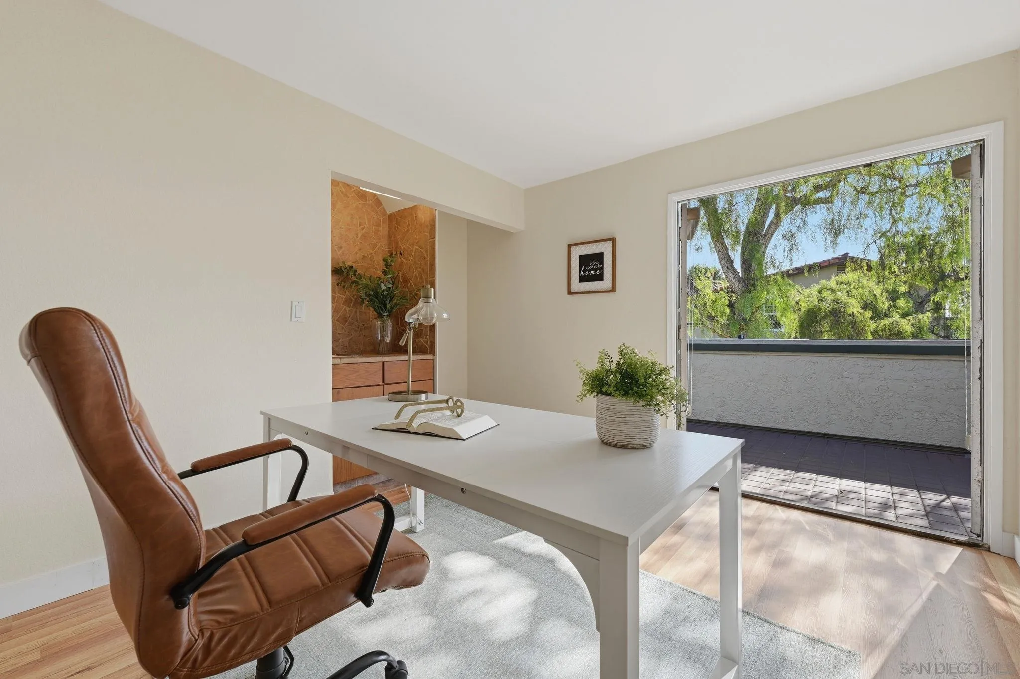 https://cdn.realtyfeed.com/cdn/127/260023932/be62ef91b16e804388a2d9300f8858d1.webp
