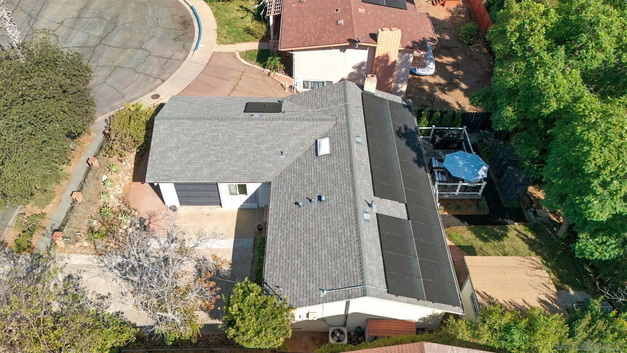https://cdn.realtyfeed.com/cdn/127/260023935/2d248d45d5b2d75e189b6acf6a958905.webp