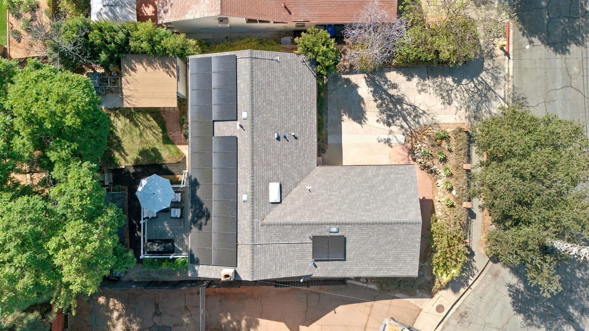 https://cdn.realtyfeed.com/cdn/127/260023935/465e59983da672db91e67a017f9c37b2.webp