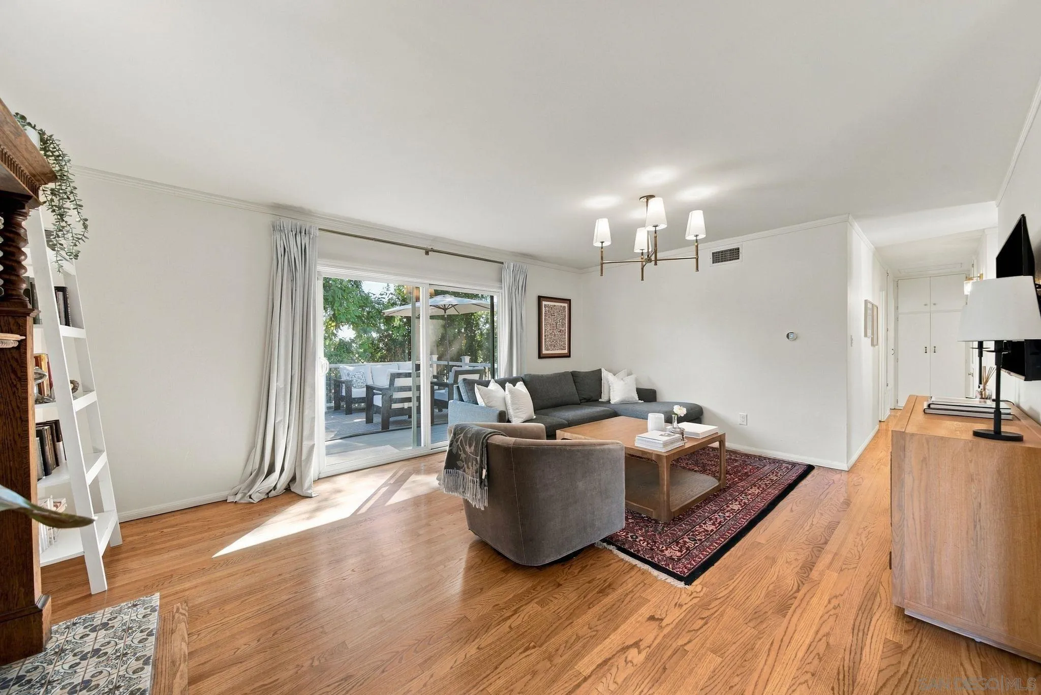 https://cdn.realtyfeed.com/cdn/127/260023935/7a4efb254cf740da2015153d1e554669.webp