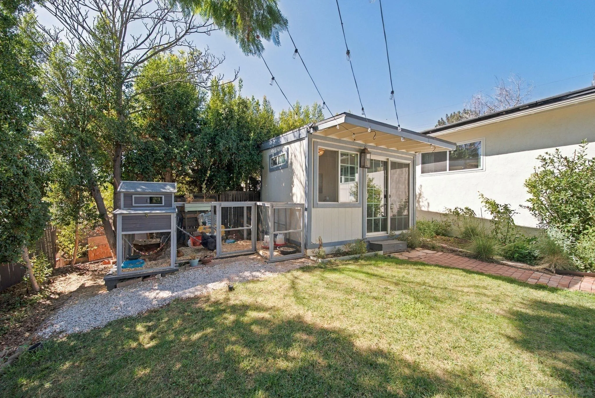 https://cdn.realtyfeed.com/cdn/127/260023935/9ff39c41ef407b19d7dcad251d47ff5b.webp