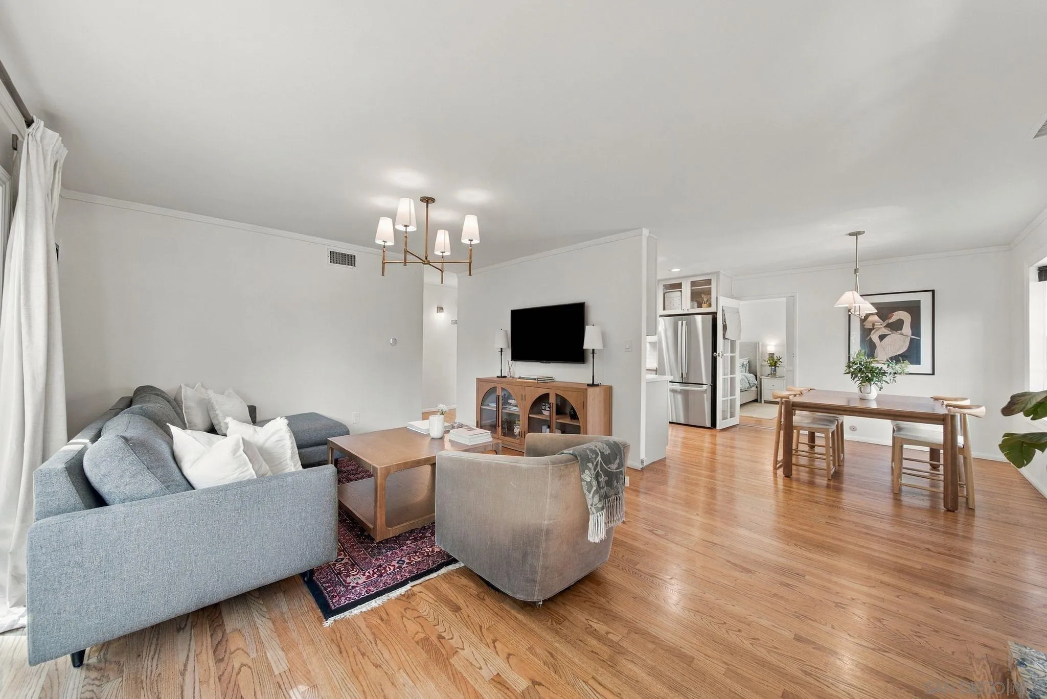 https://cdn.realtyfeed.com/cdn/127/260023935/a459a91bb99b29dcb99000fe67ee195f.webp
