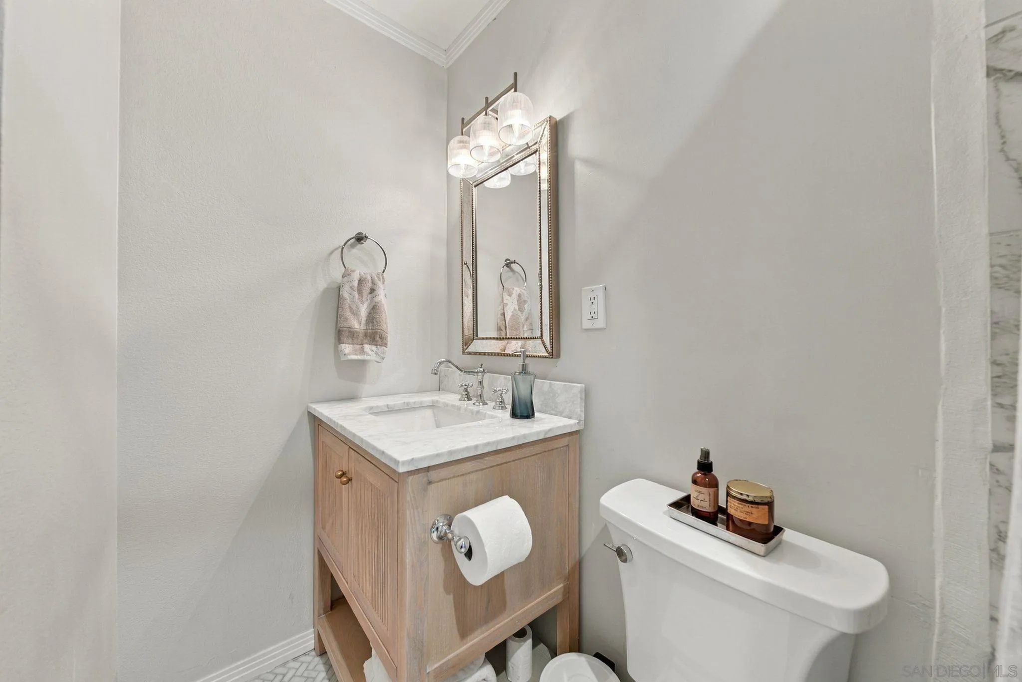 https://cdn.realtyfeed.com/cdn/127/260023935/cb17e39a969a7c3c2560e35be8315387.webp
