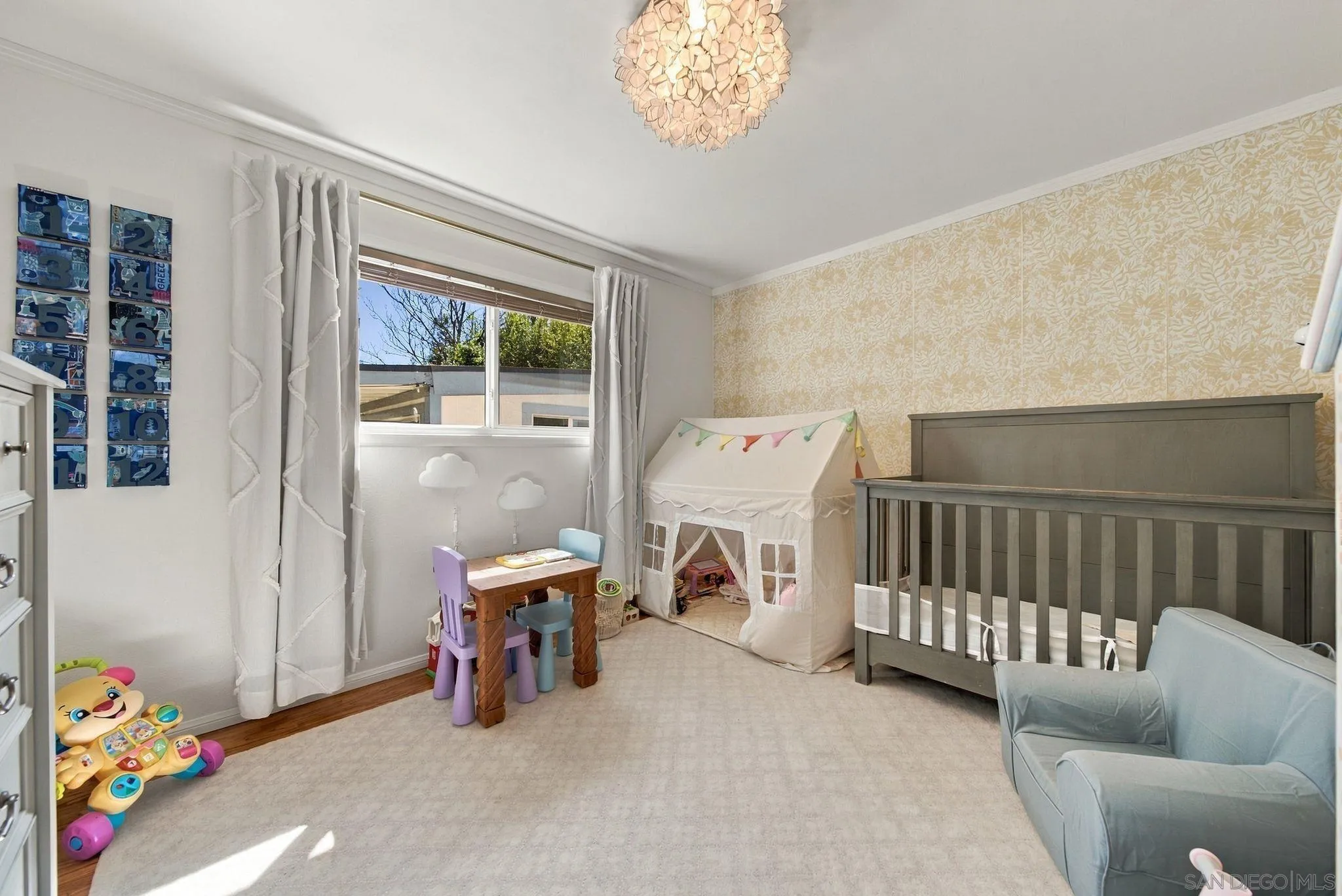 https://cdn.realtyfeed.com/cdn/127/260023935/ce85713cf3e95db74e1611756f08f145.webp