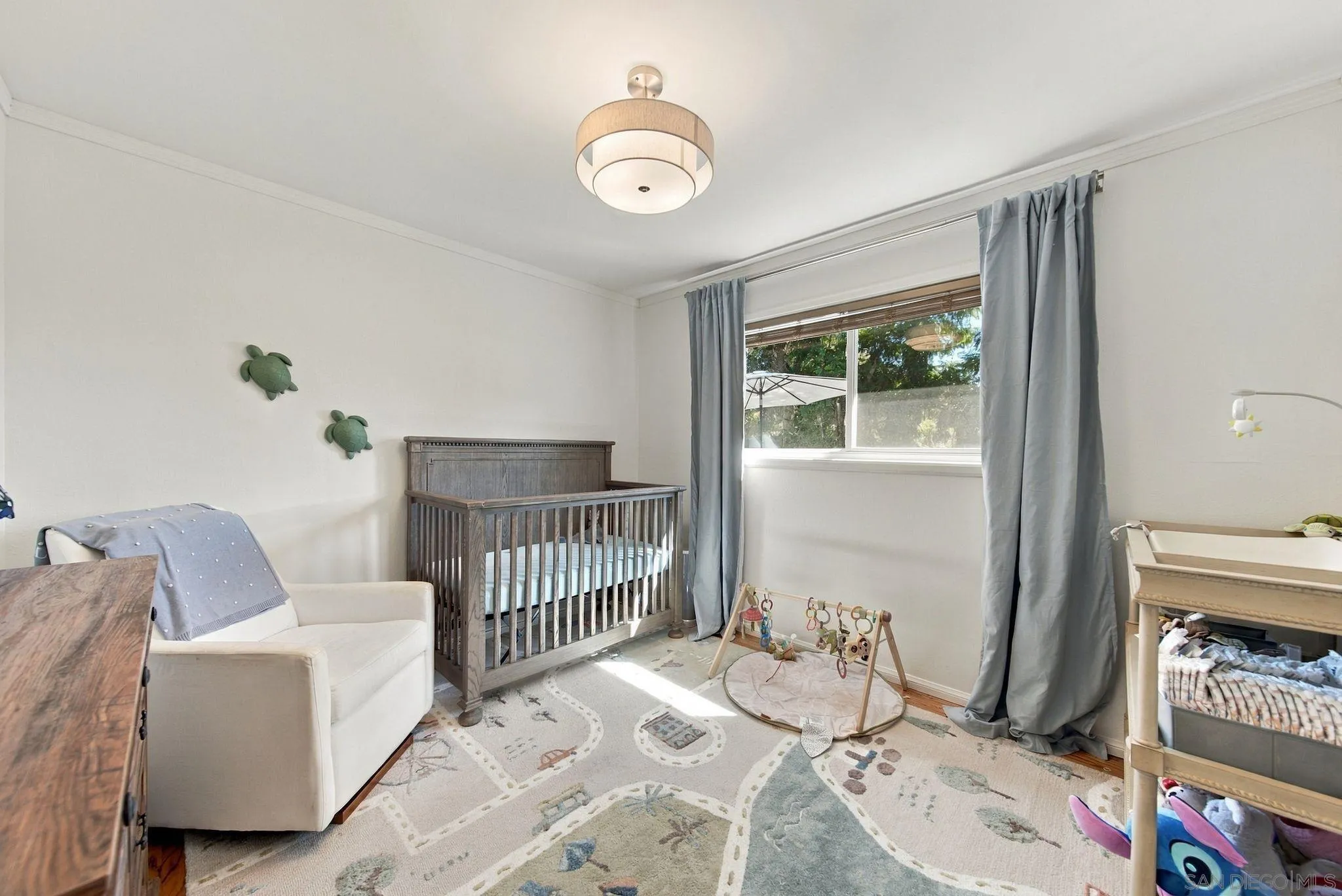 https://cdn.realtyfeed.com/cdn/127/260023935/d3aa8a77377e9299fd92444e0fde40e1.webp