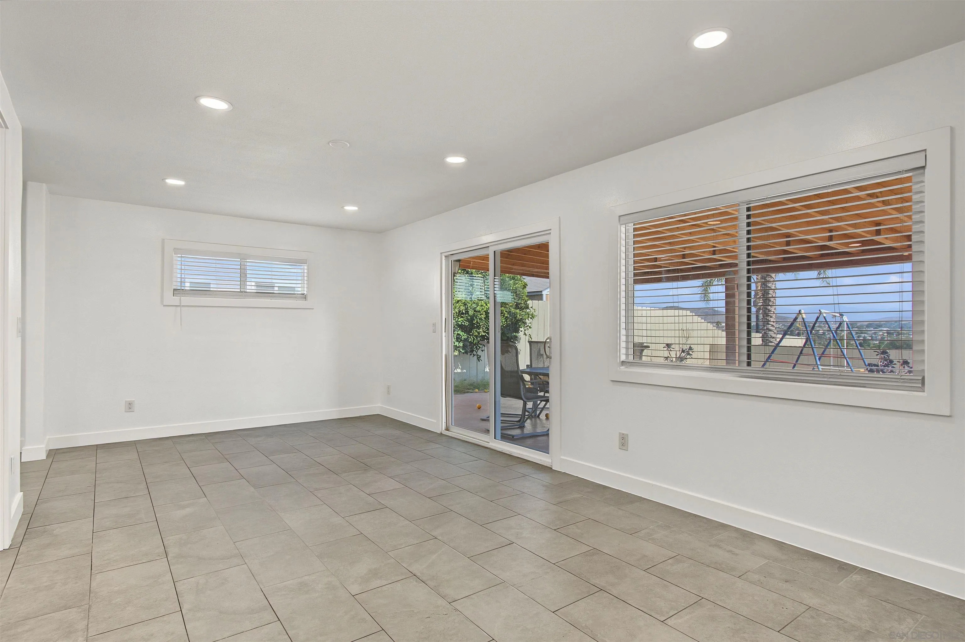 https://cdn.realtyfeed.com/cdn/127/260023938/5dc8733db54538d75c04570f7f6a9f93.webp