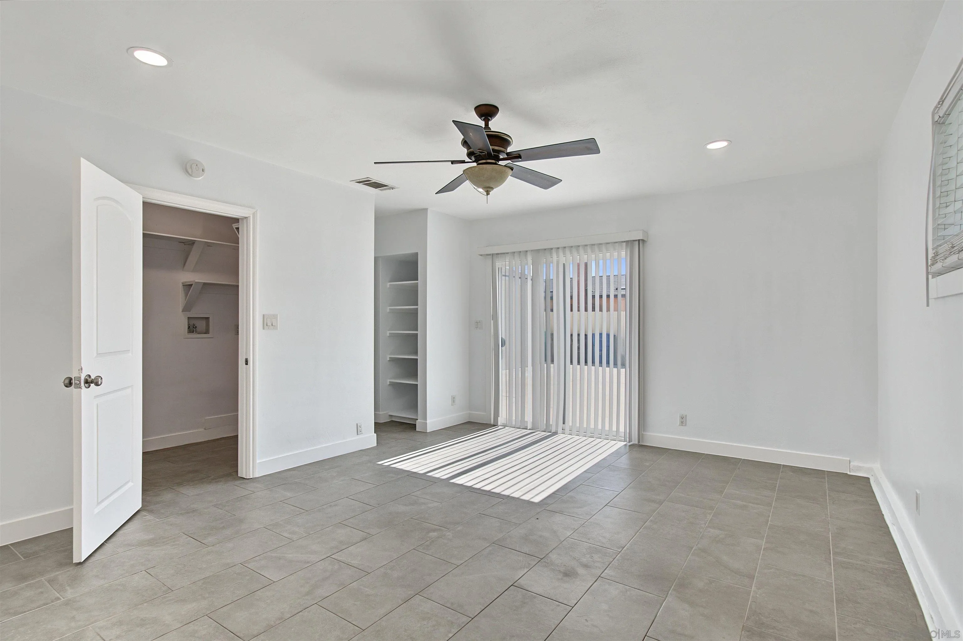 https://cdn.realtyfeed.com/cdn/127/260023938/cc3739df4b25172b14c9cbd258bf7529.webp