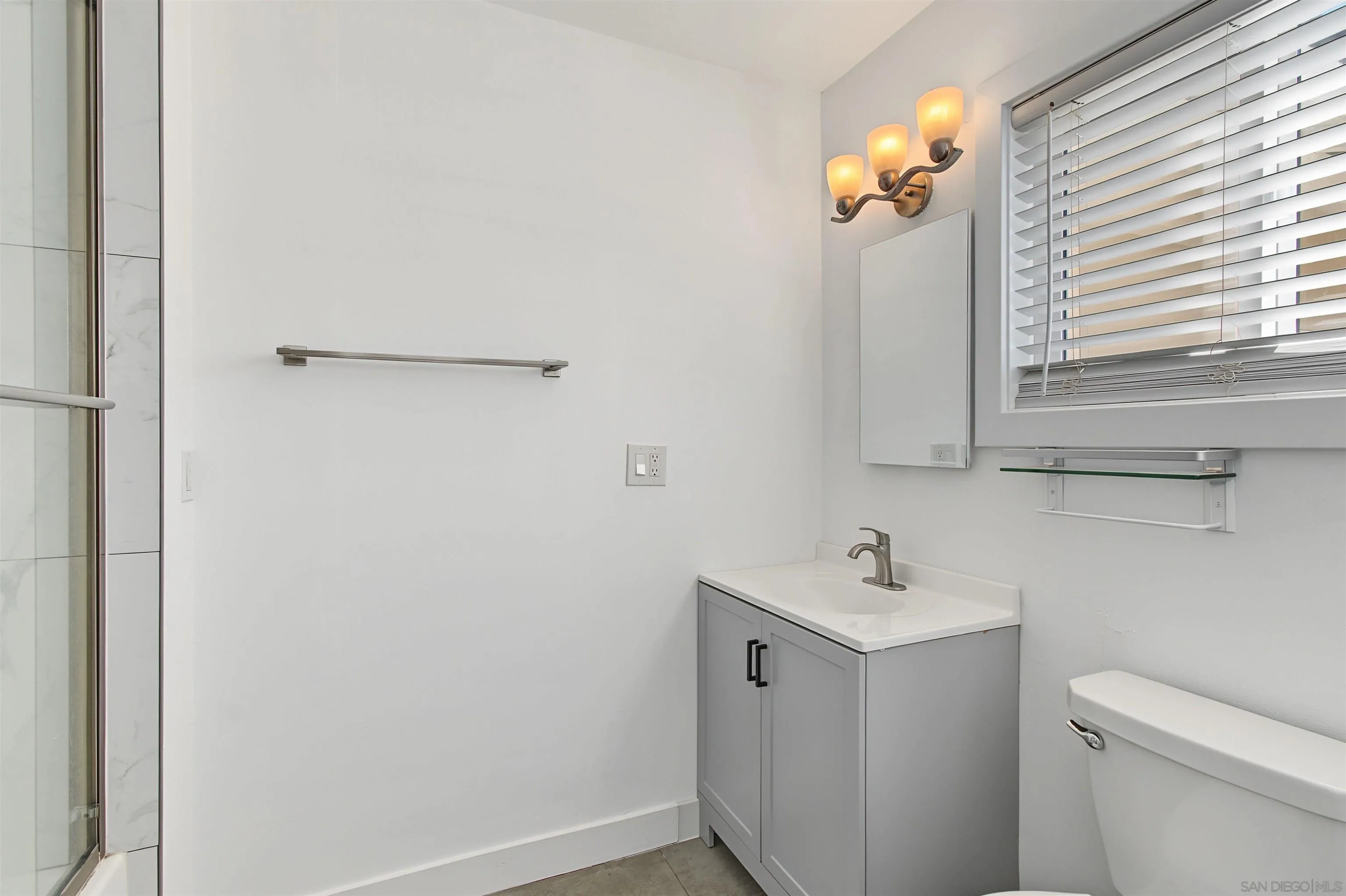 https://cdn.realtyfeed.com/cdn/127/260023938/d8bde1f7dc057a9ff9670b60e572ae50.webp