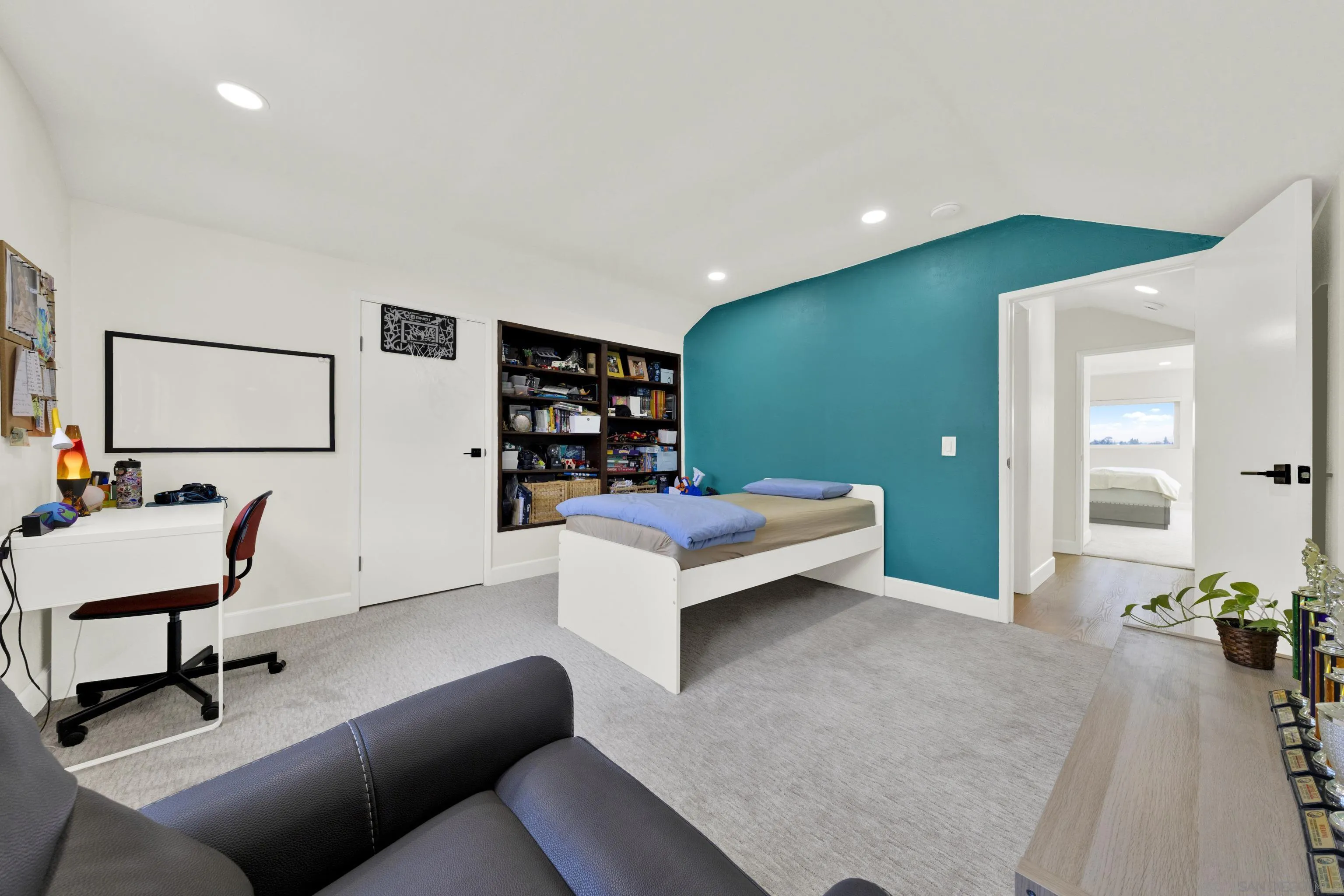 https://cdn.realtyfeed.com/cdn/127/260023939/2382a487286ab757d8d780502d68b024.webp