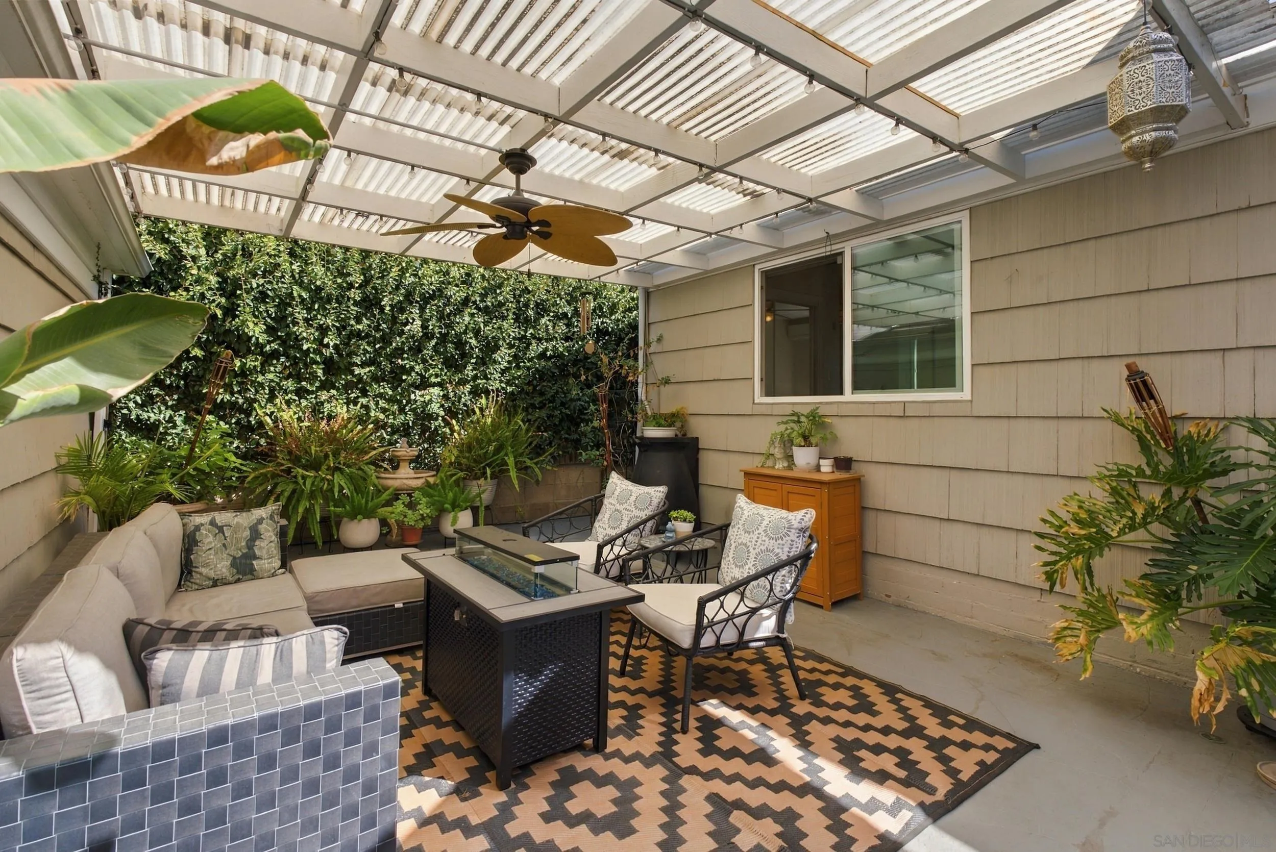 https://cdn.realtyfeed.com/cdn/127/260023940/28c82b10bd0af505591087314e34b553.webp