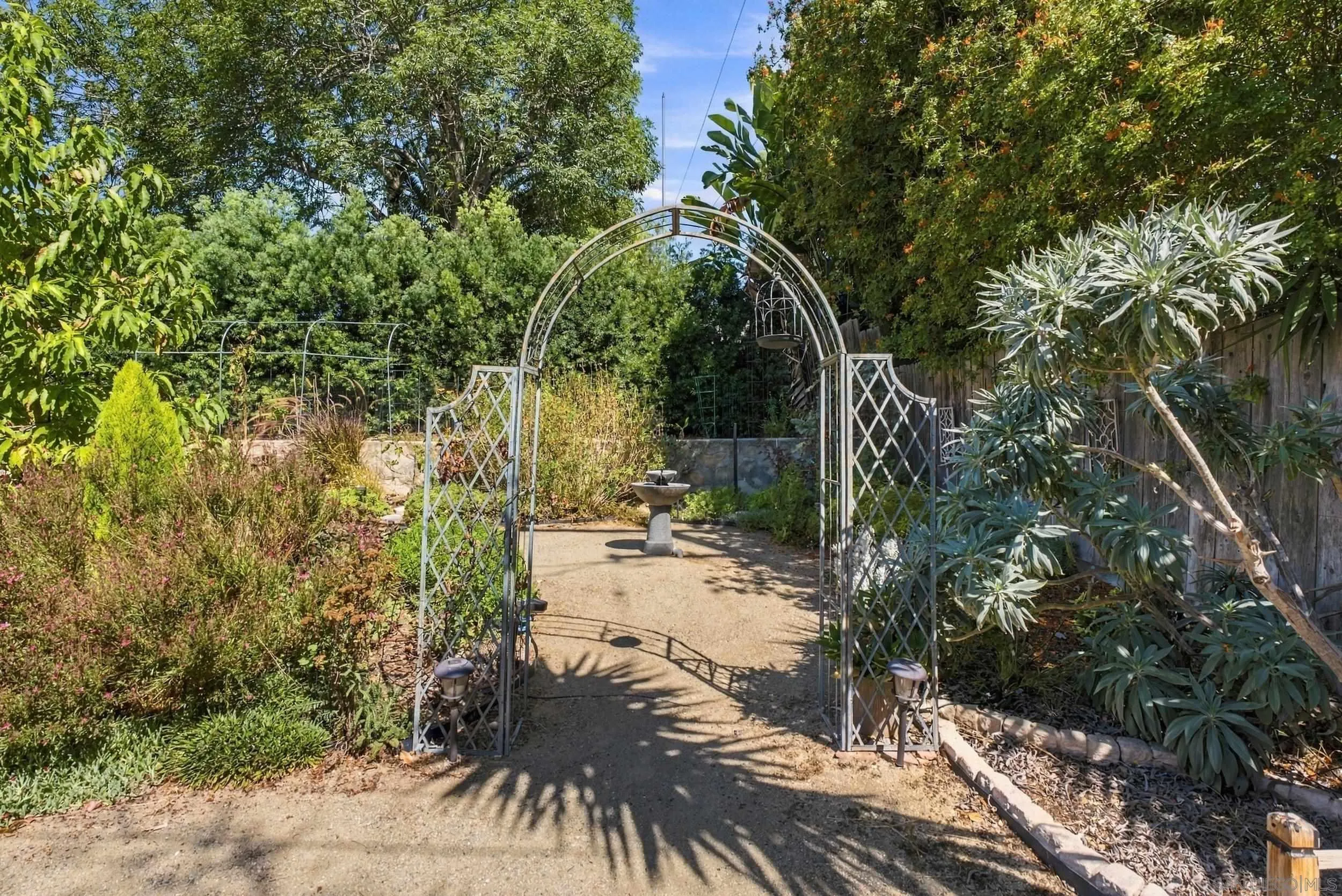 https://cdn.realtyfeed.com/cdn/127/260023940/b060ad5f2268c809903256442302392b.webp