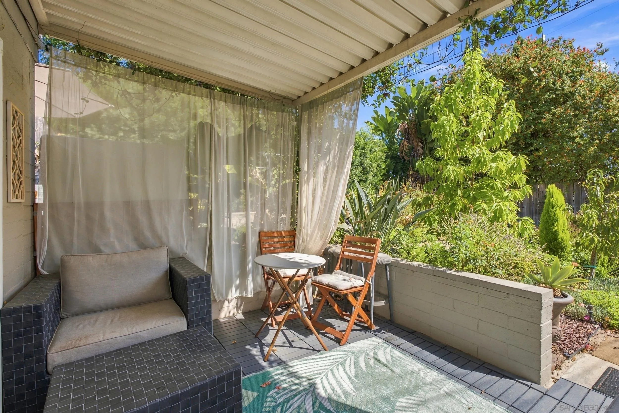 https://cdn.realtyfeed.com/cdn/127/260023940/cca7c5c9f7d8b47ca7744901f0b19b75.webp