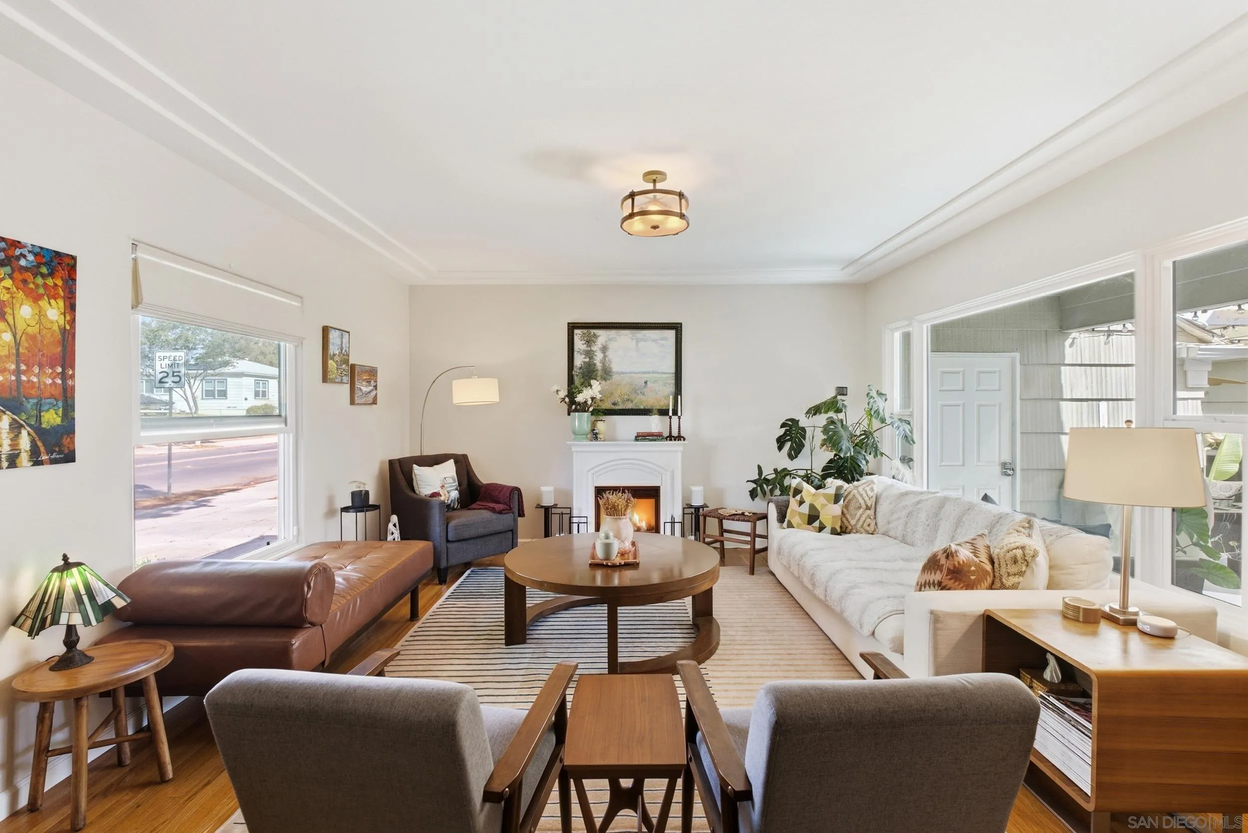 https://cdn.realtyfeed.com/cdn/127/260023940/e4cfa06172e14d8877f87b51038f1913.webp