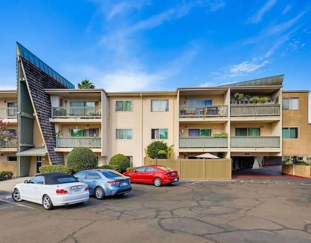 https://cdn.realtyfeed.com/cdn/127/260023944/0dcbe4e33a50a136ffb193a1474463ae.webp