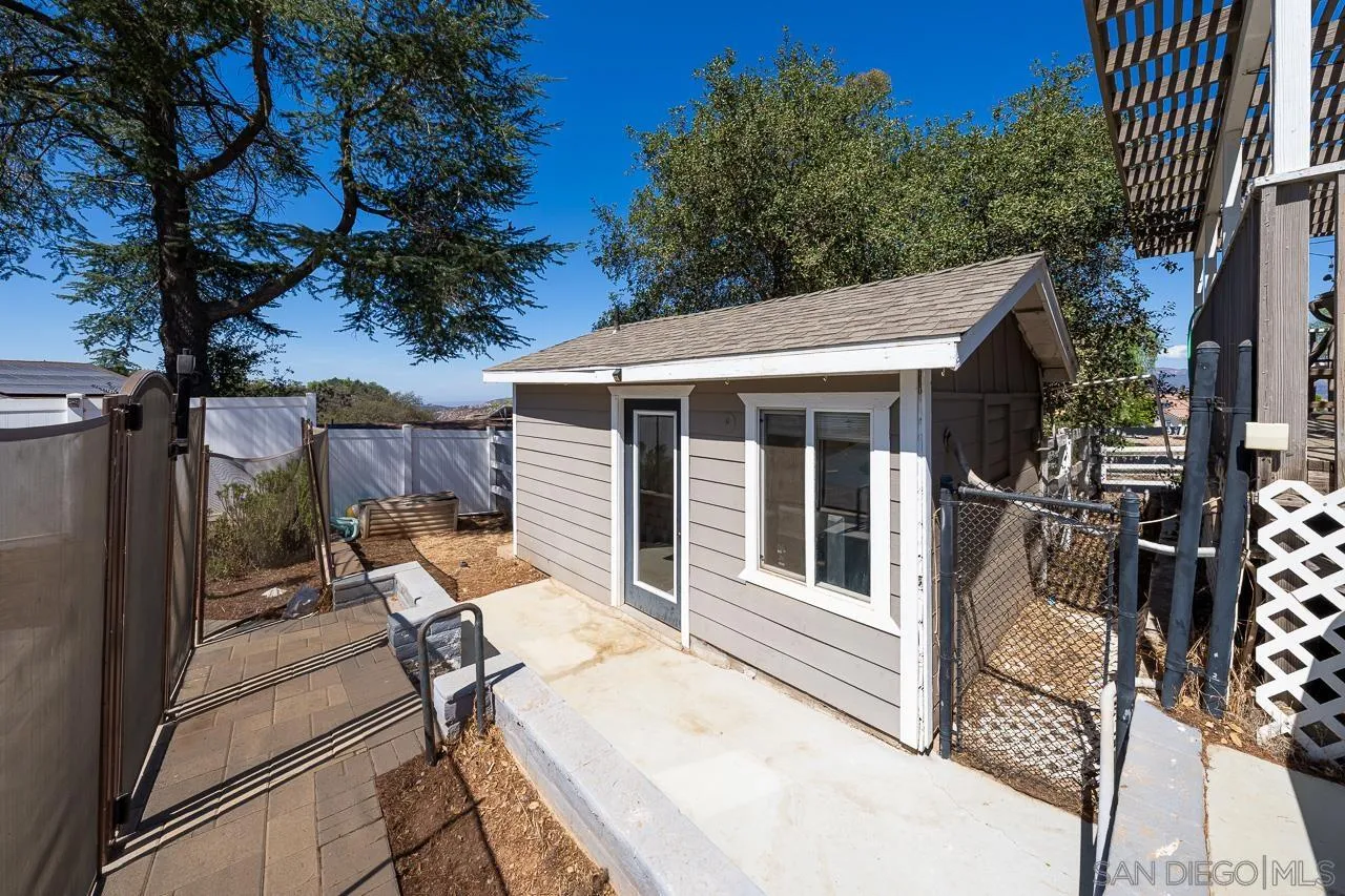 https://cdn.realtyfeed.com/cdn/127/260023945/2ff9d6715dc9a550394ab03feb0f815b.webp