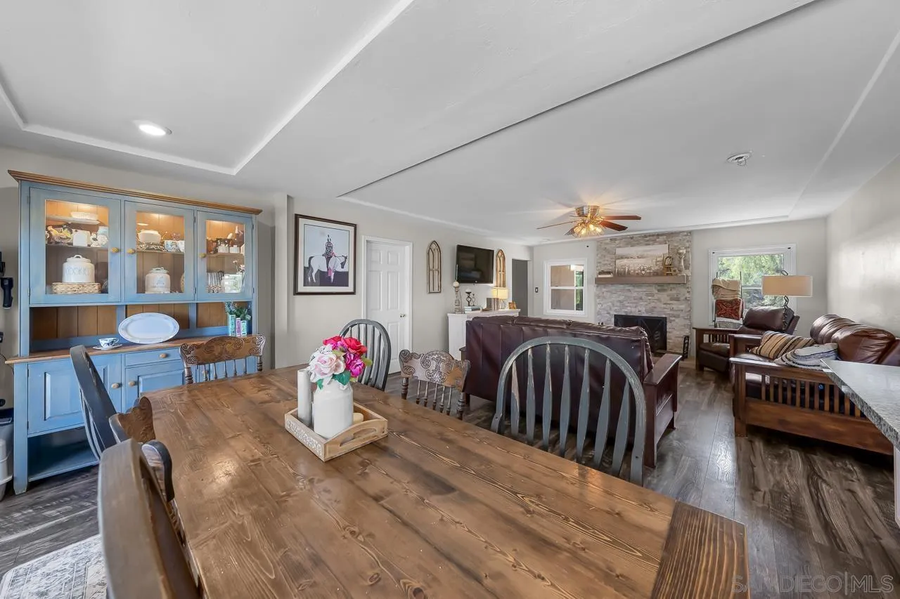 https://cdn.realtyfeed.com/cdn/127/260023945/418a10a844d5d6c55eb12691882aad4b.webp