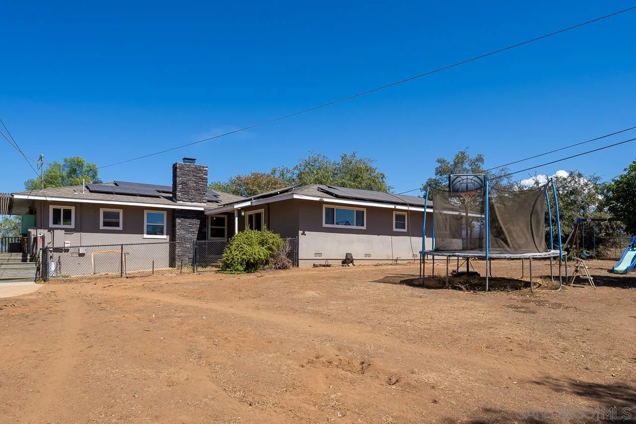 https://cdn.realtyfeed.com/cdn/127/260023945/4f88e2a941b8db78c0f9f0ea6fb9b1e7.webp