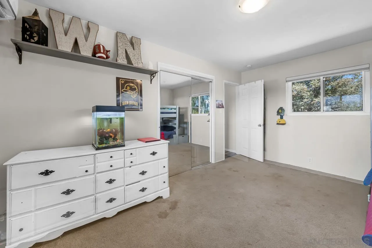 https://cdn.realtyfeed.com/cdn/127/260023945/5ddc8ca0b56e0b82fe9891b273af1e4b.webp