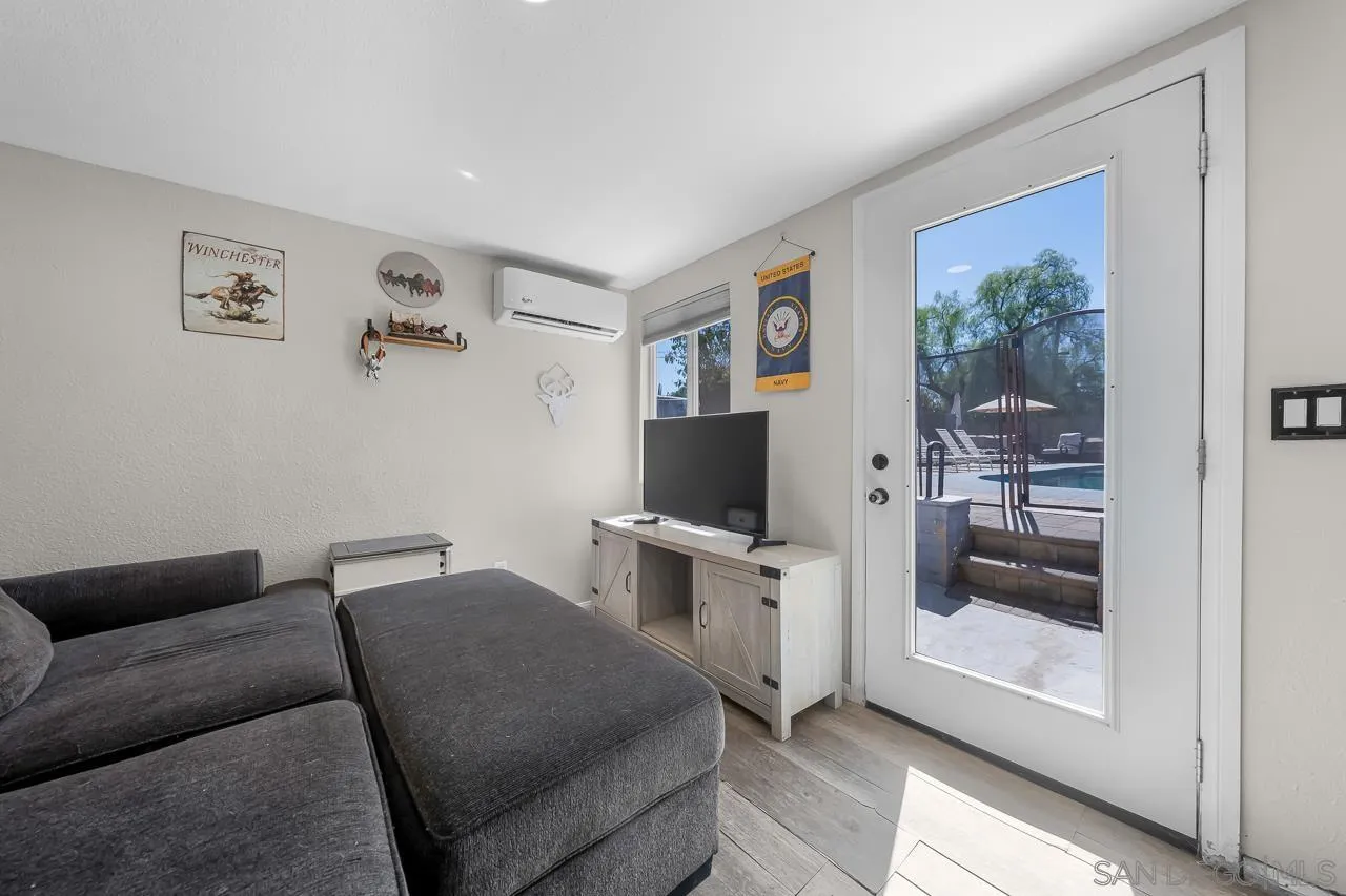 https://cdn.realtyfeed.com/cdn/127/260023945/68cb79c8fcf11ecf68975c2fffd44eba.webp