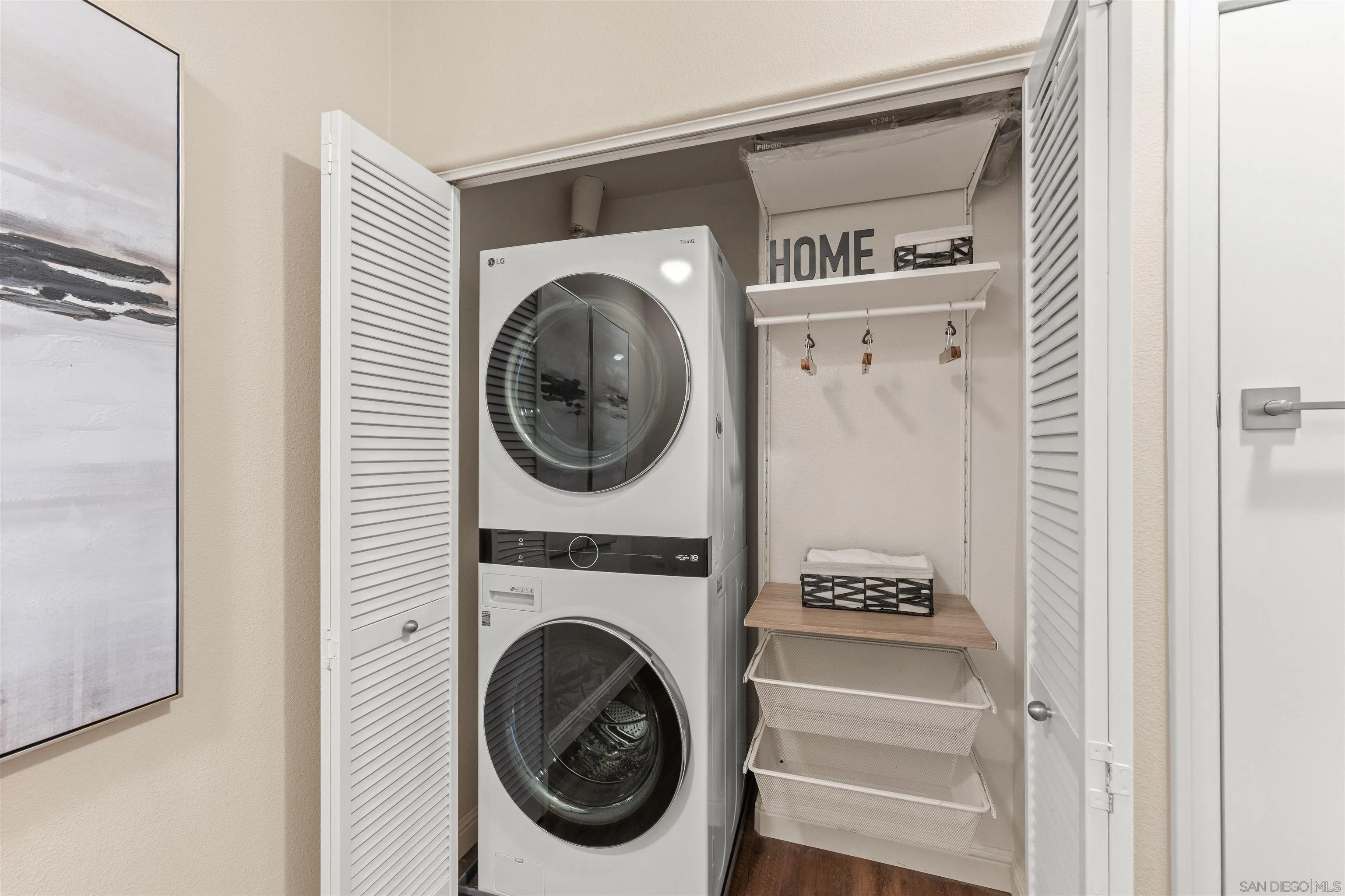 https://cdn.realtyfeed.com/cdn/127/260023948/f21e57ccb021b162978cf272f6855ef7.webp