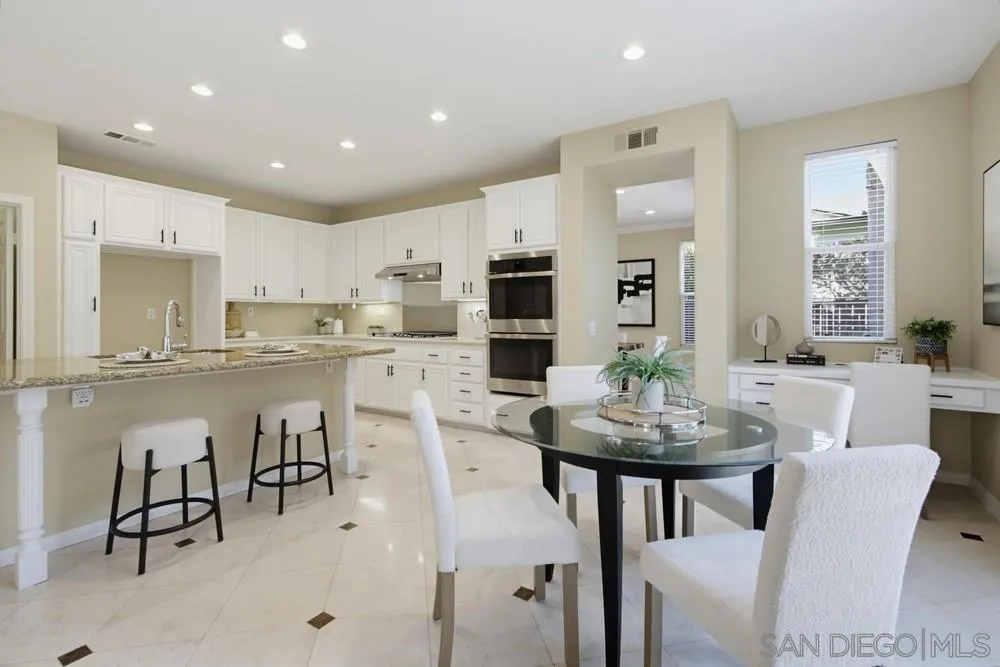 https://cdn.realtyfeed.com/cdn/127/260023949/6ea20ea80abc99e4e42b33905f4ca4d7.webp