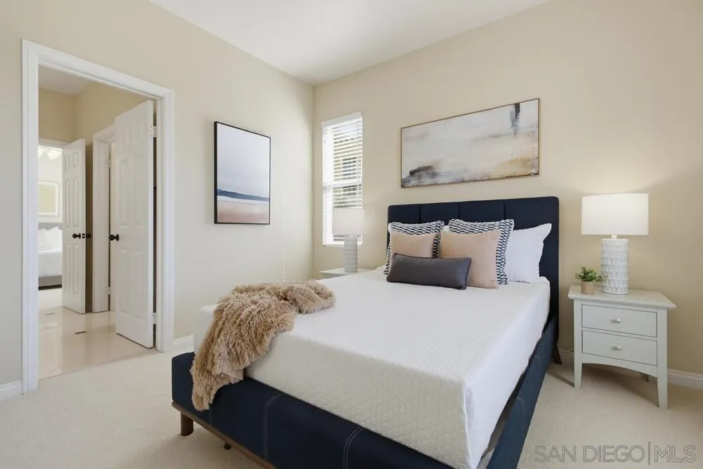 https://cdn.realtyfeed.com/cdn/127/260023949/b6d40d428431bbf779d8adc4a95dc201.webp