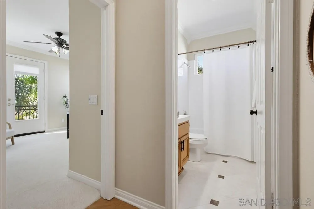 https://cdn.realtyfeed.com/cdn/127/260023949/f26b11087b0e48eef9a95fa25e0aed30.webp