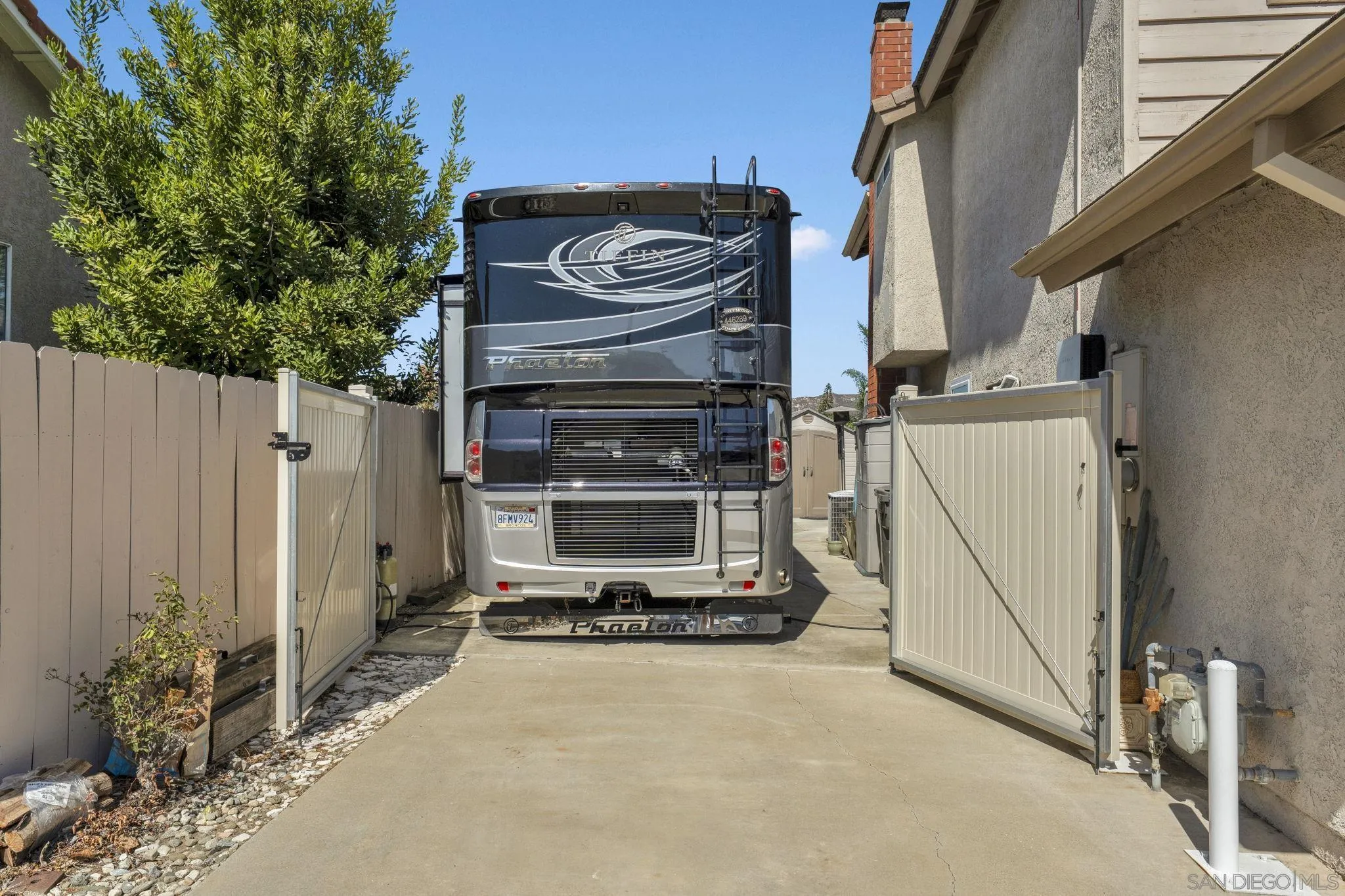 https://cdn.realtyfeed.com/cdn/127/260023950/41a64dfc4c04bc9fd657cbd7b79c6f3e.webp