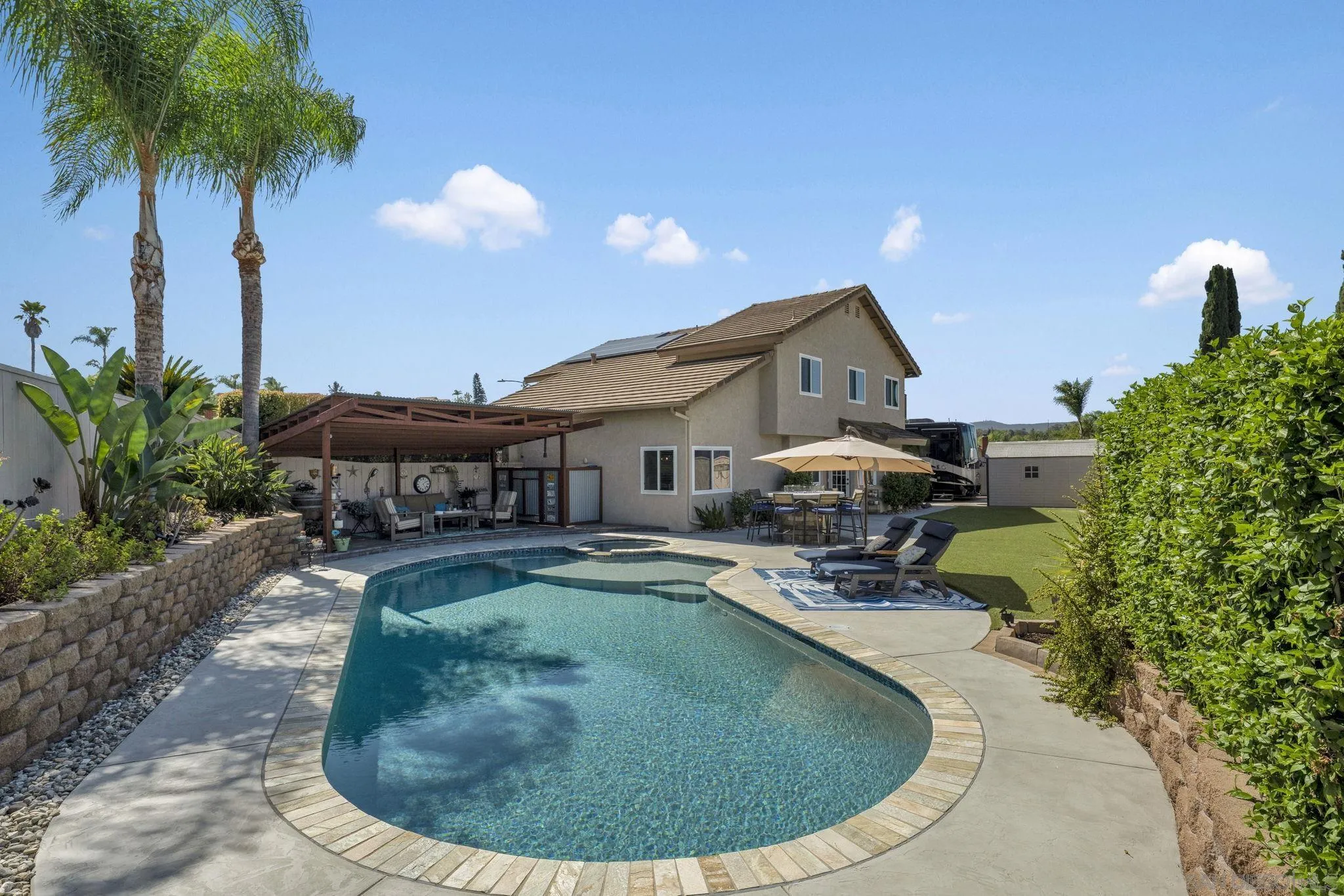 https://cdn.realtyfeed.com/cdn/127/260023950/afc8dd912b0d51b7022ef069dd4a35d2.webp