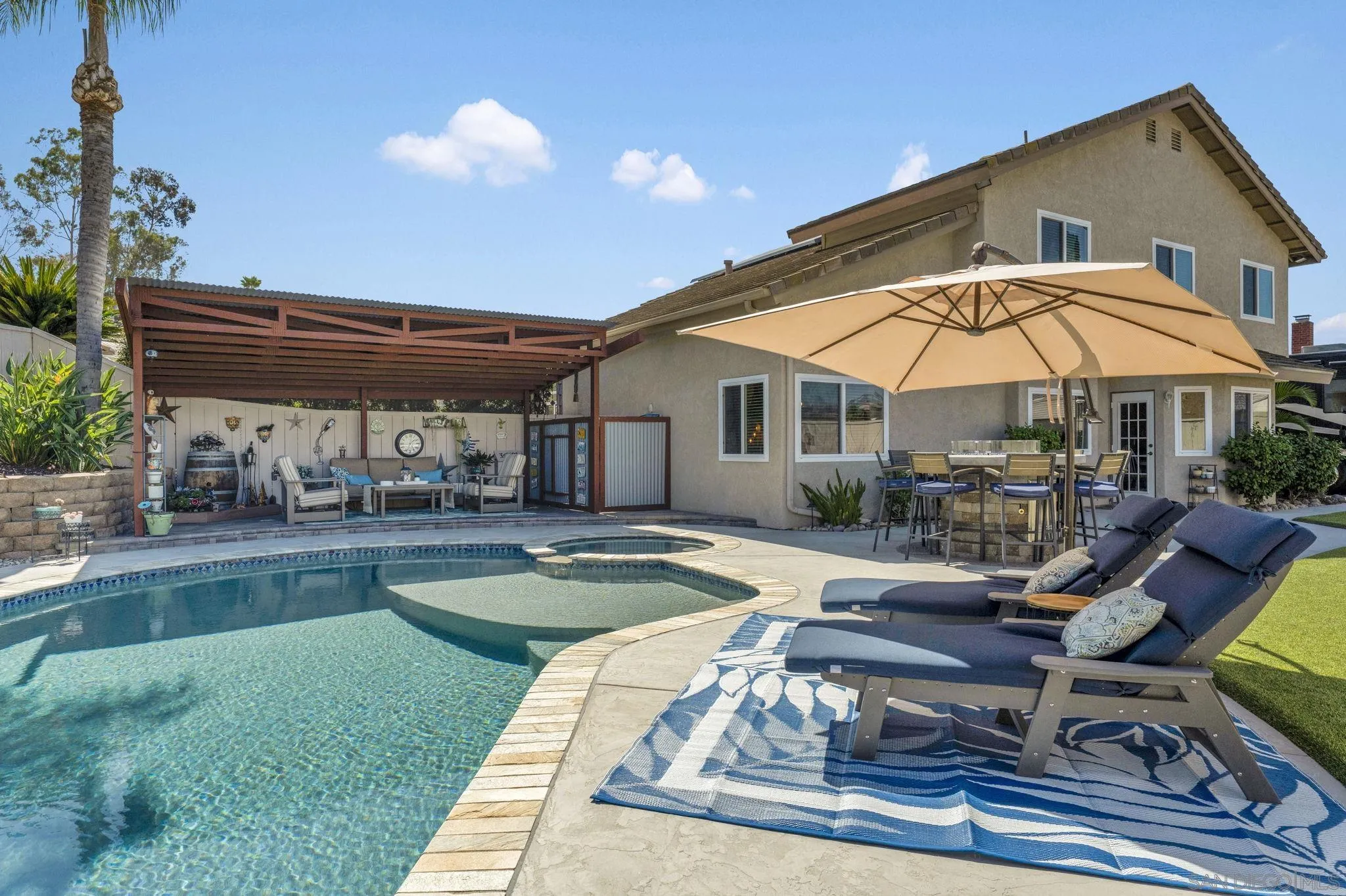 https://cdn.realtyfeed.com/cdn/127/260023950/de3aead1f50c9893806807cd787f0cb5.webp
