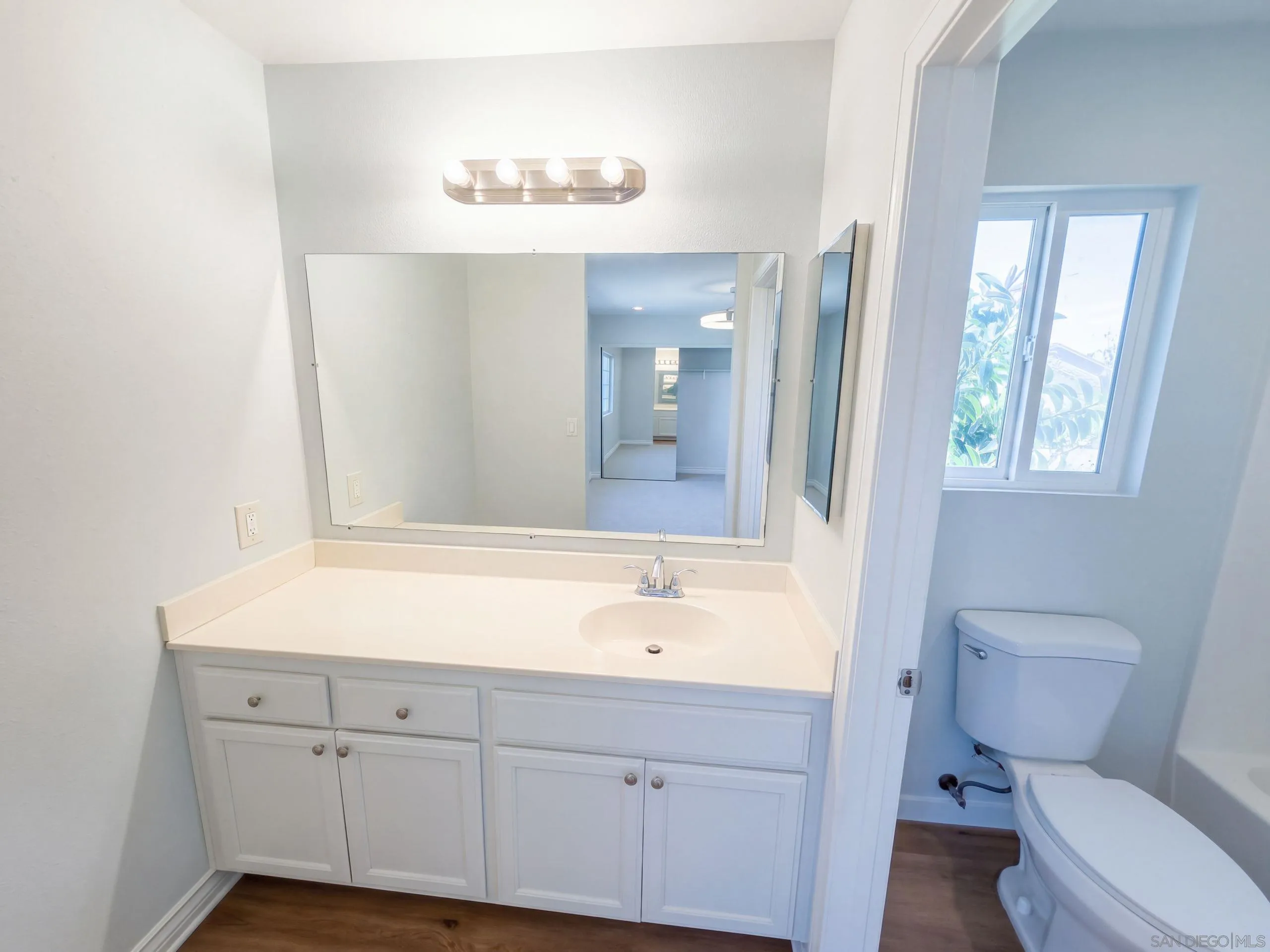 https://cdn.realtyfeed.com/cdn/127/260023951/08abbf0d1c36ef505071ffac3f1c2a89.webp