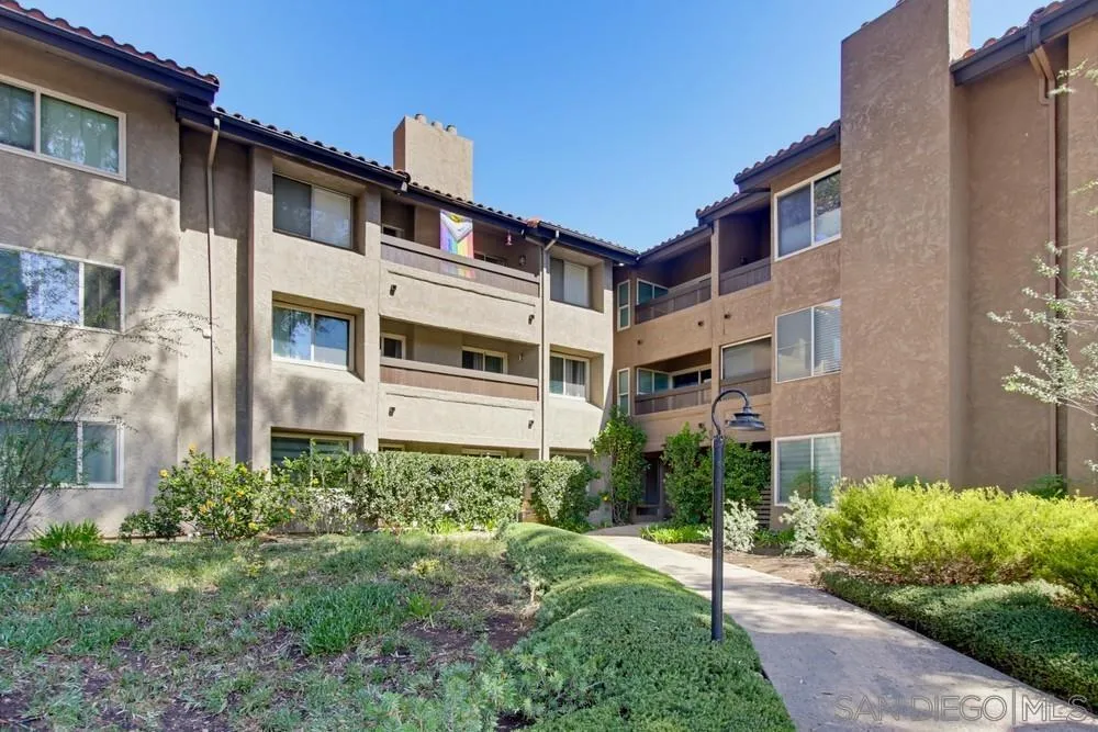 https://cdn.realtyfeed.com/cdn/127/260023952/67da50abe708e1598eb15fda750f9b05.webp
