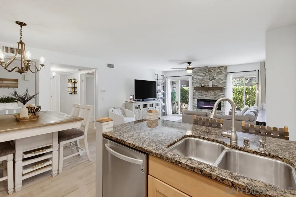 https://cdn.realtyfeed.com/cdn/127/260023952/82c54900072af6a6694cfc04e4524af8.webp